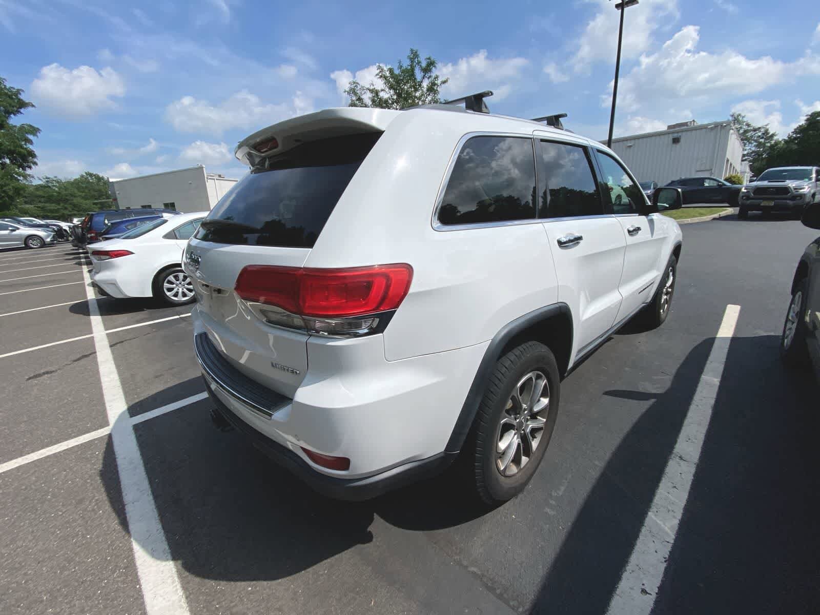 Thumbnail: 2016 Jeep Grand Cherokee - 7
