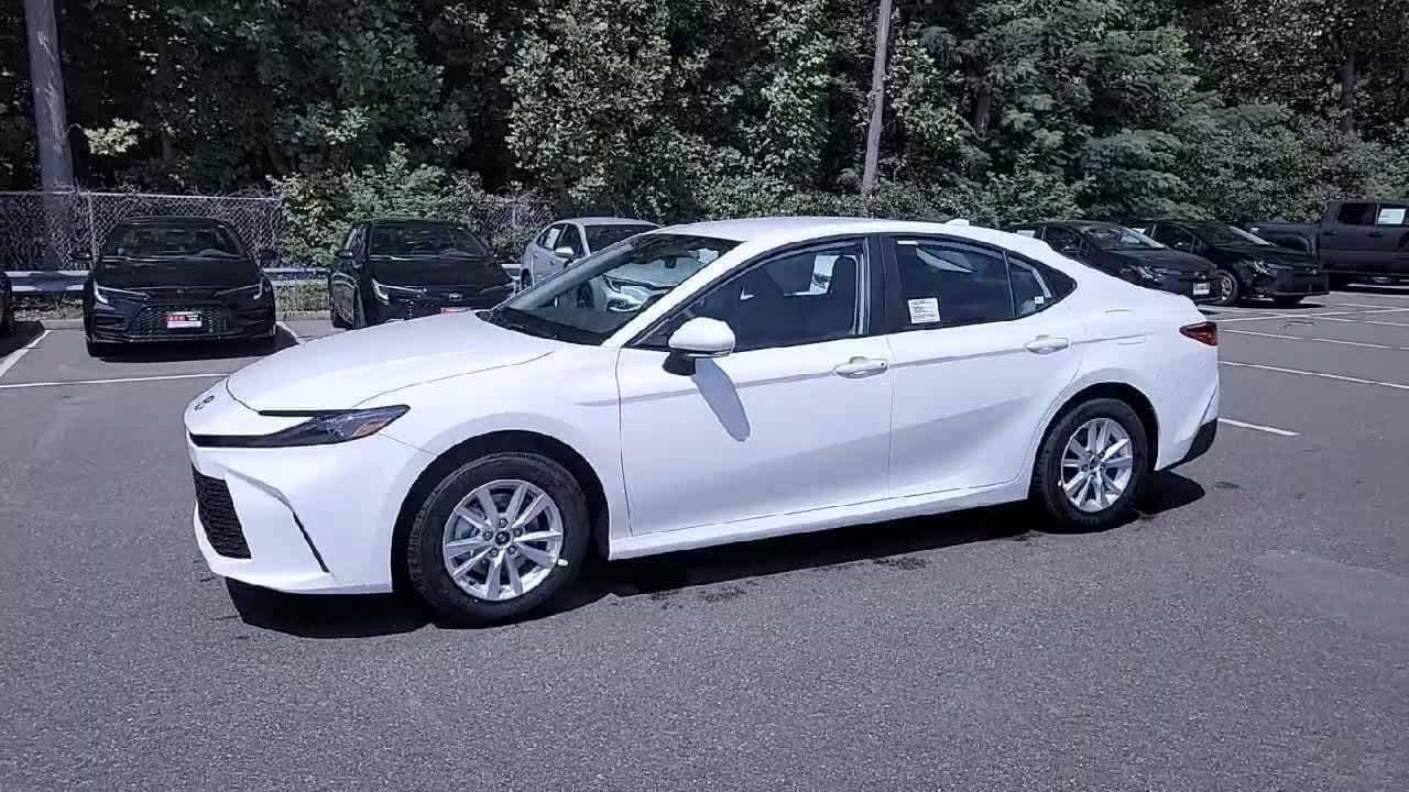 Thumbnail: 2025 Toyota Camry - 4