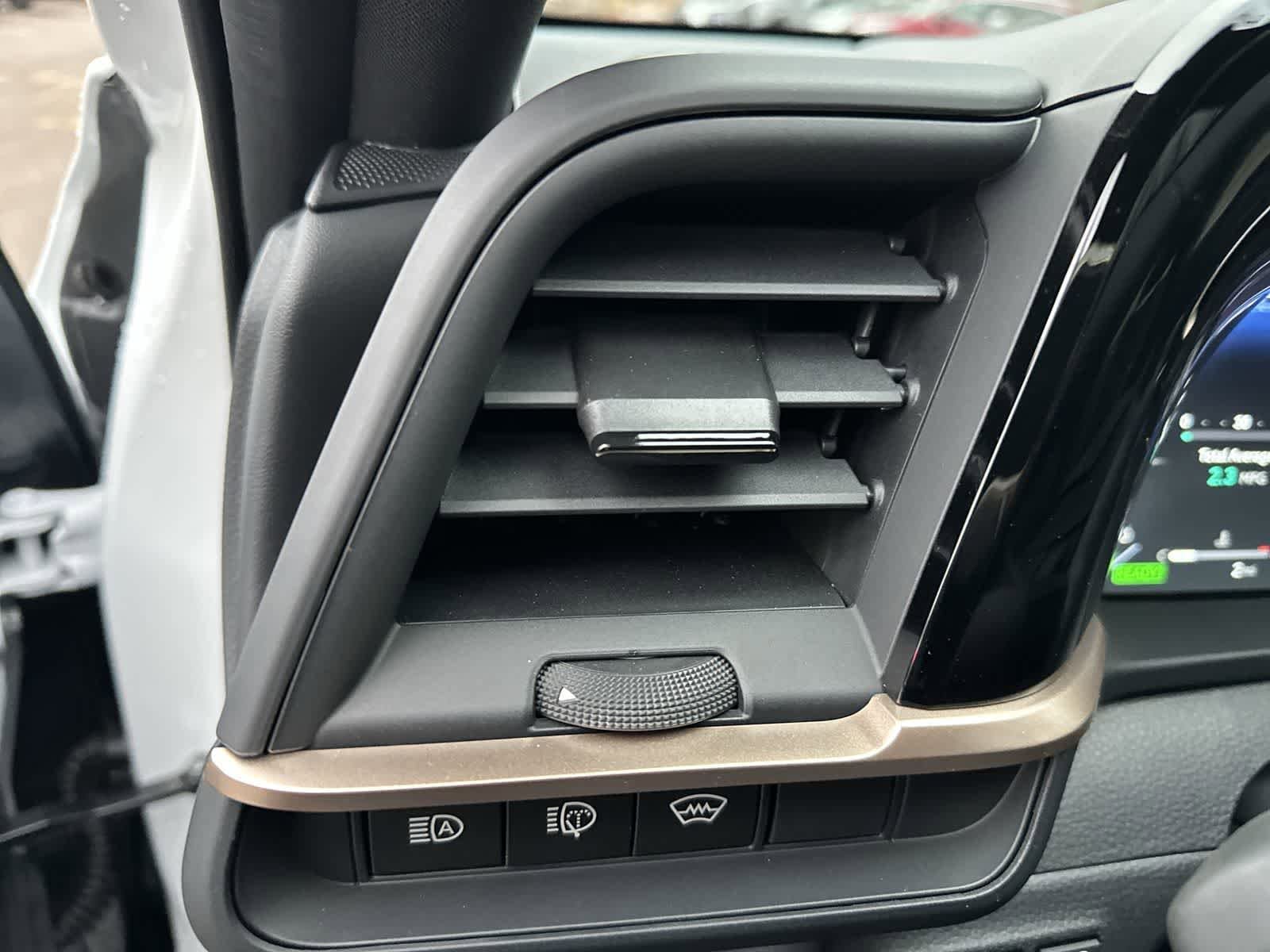 Thumbnail: 2026 Toyota Crown Signia - 24