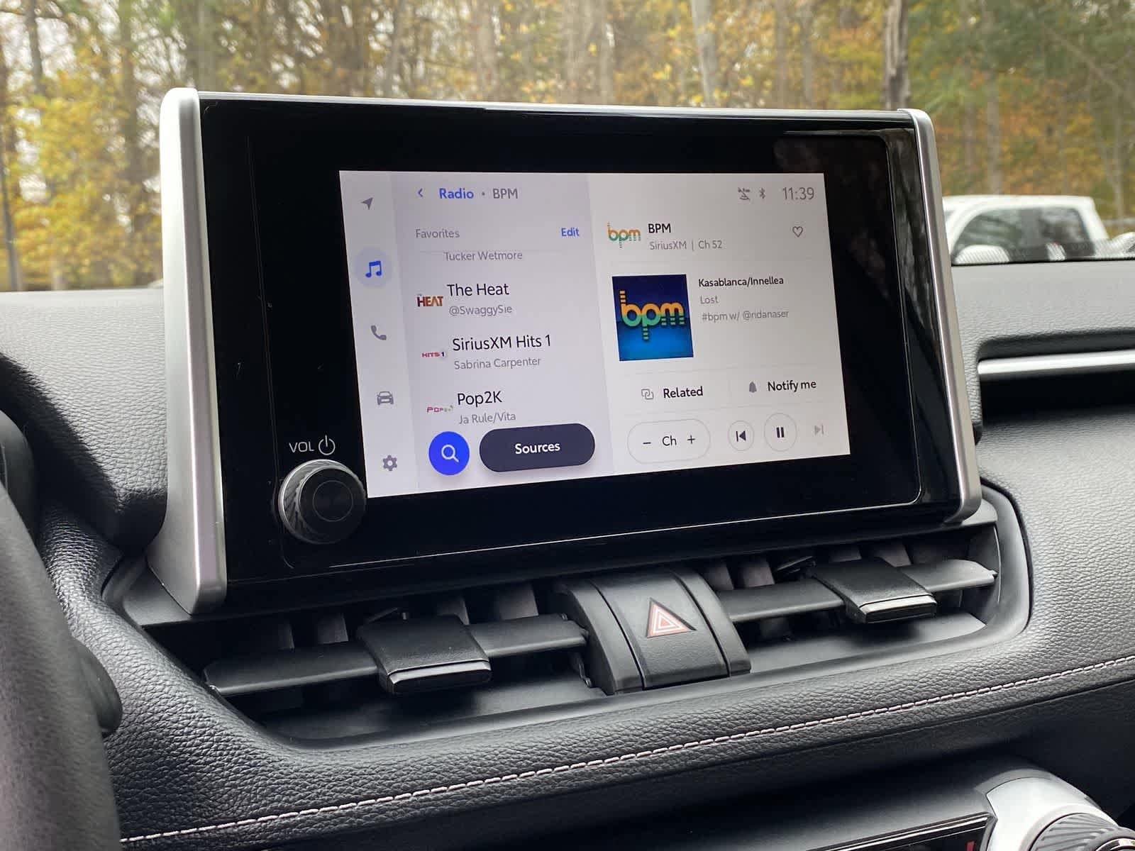 Thumbnail: 2025 Toyota RAV4 - 33