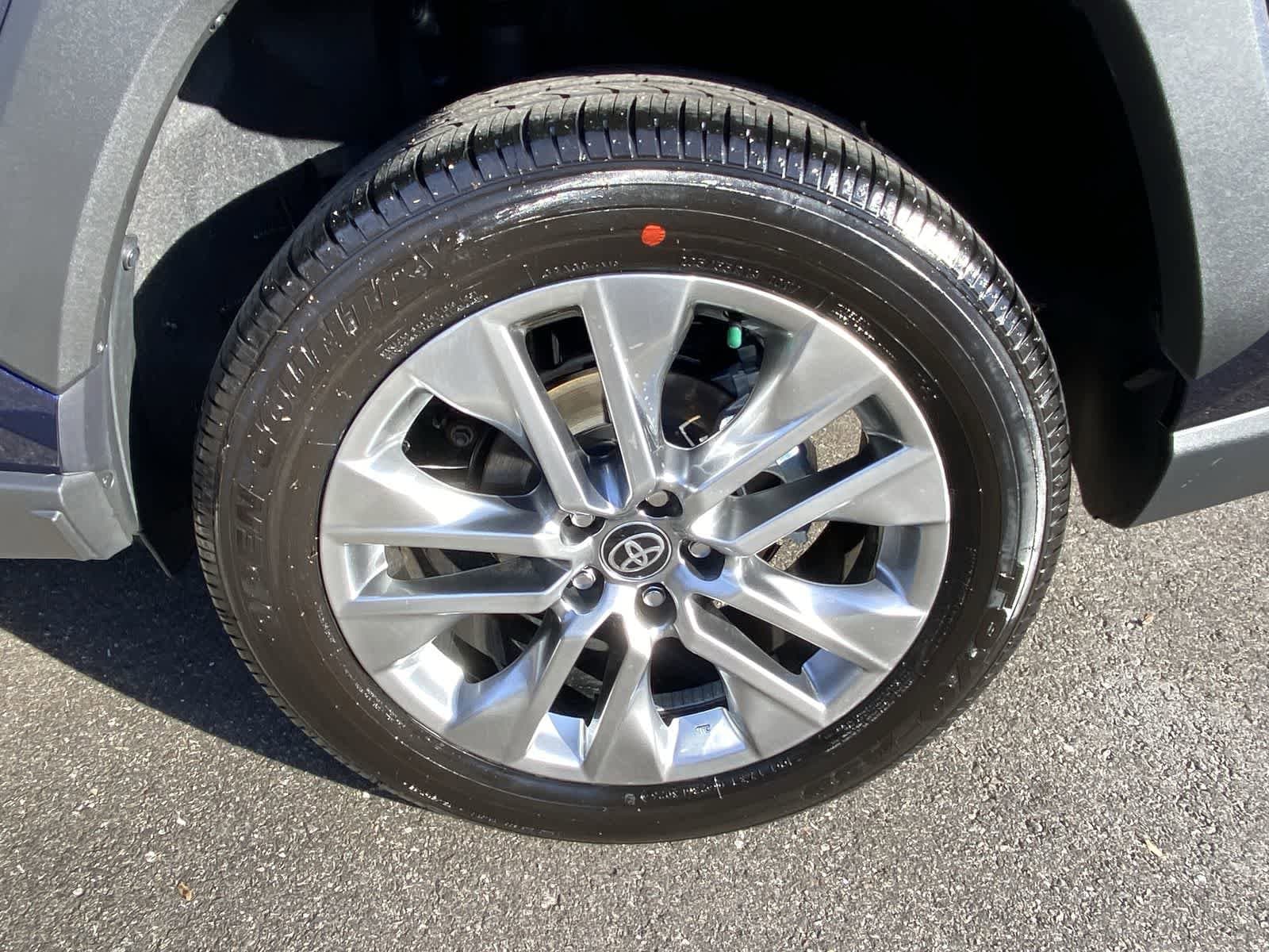 Thumbnail: 2025 Toyota RAV4 - 16