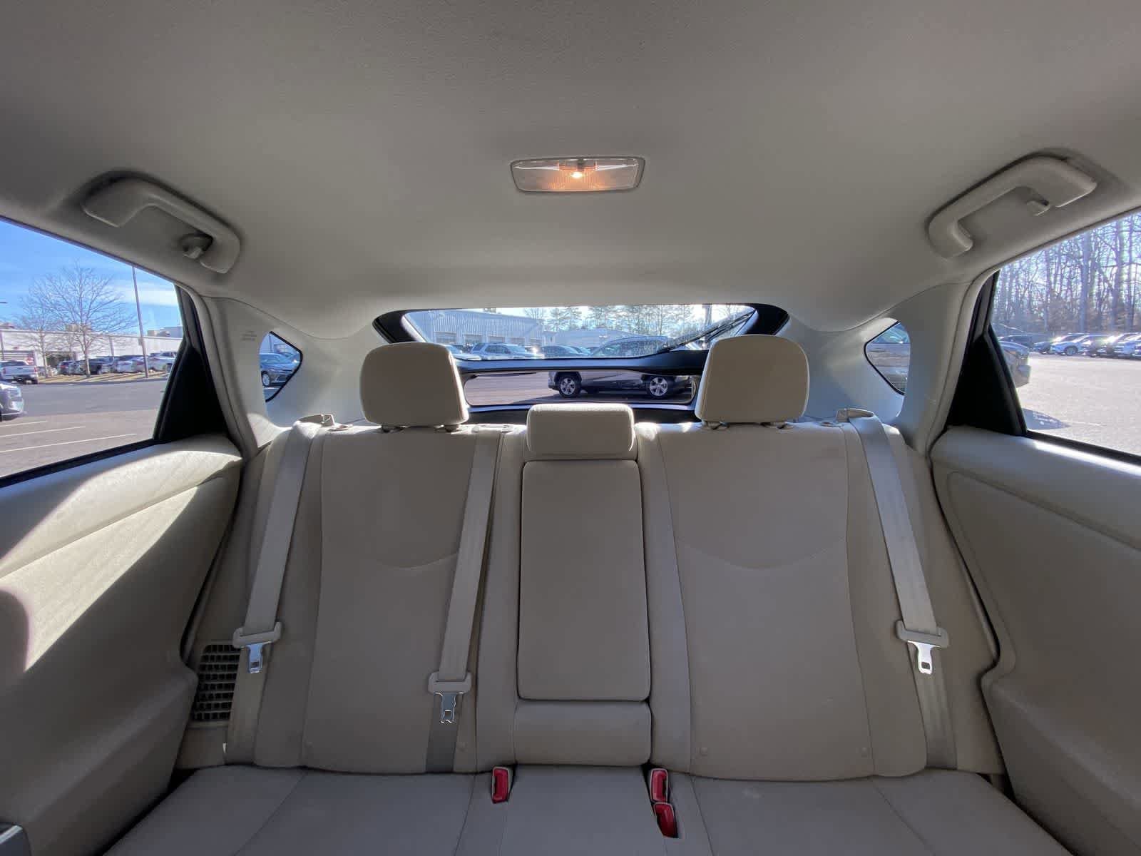 Thumbnail: 2011 Toyota Prius - 29