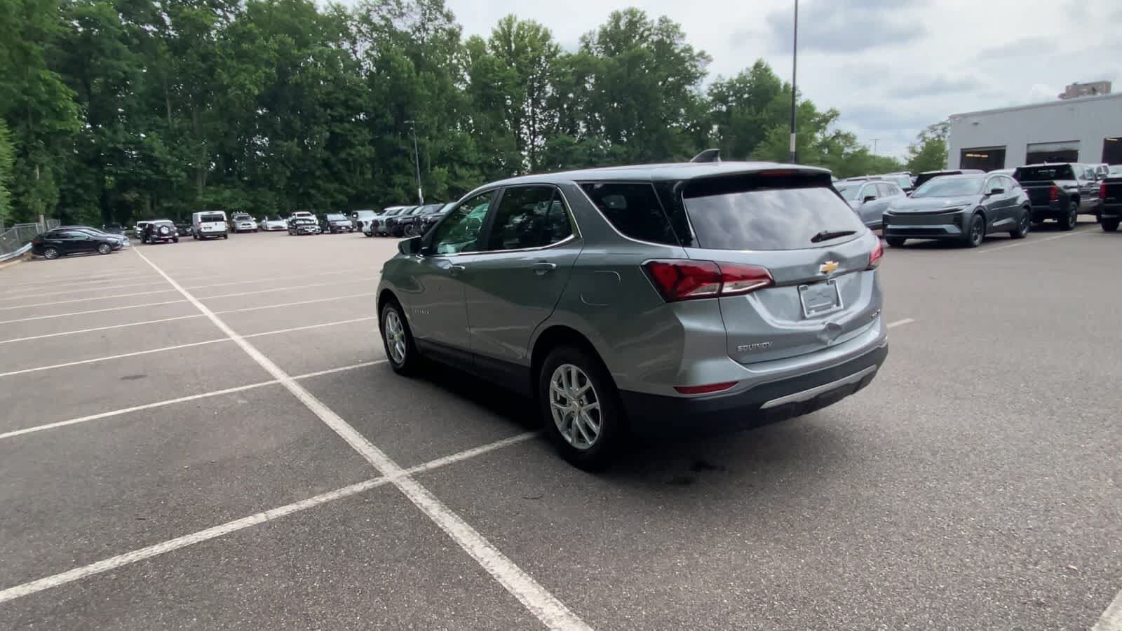2024 Chevrolet Equinox LT - Photo 6