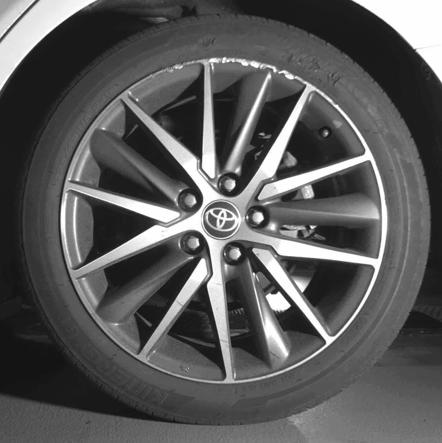 Thumbnail: 2023 Toyota Camry - 9