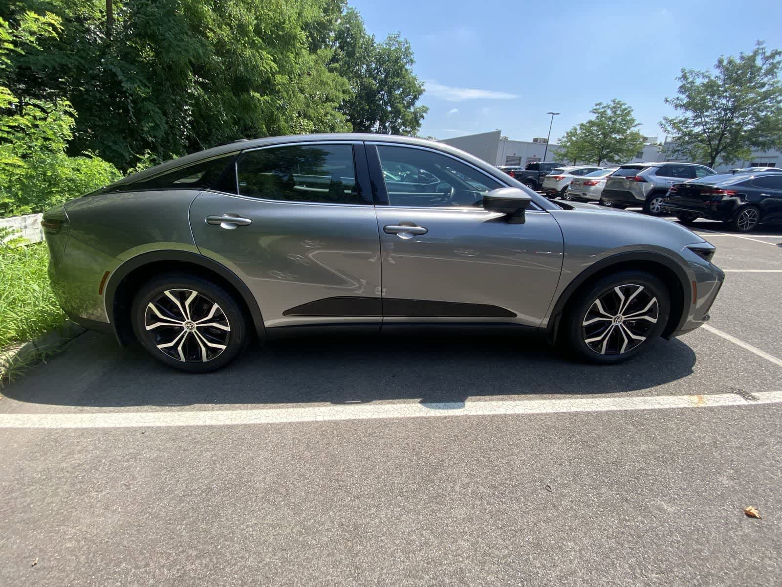 Thumbnail: 2023 Toyota Crown - 8