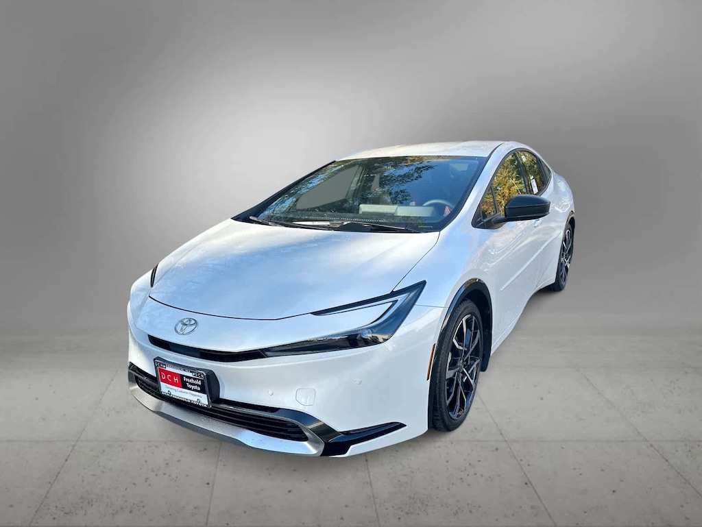 New 2026 Toyota Prius Plug-in Hybrid XSE Hatchback