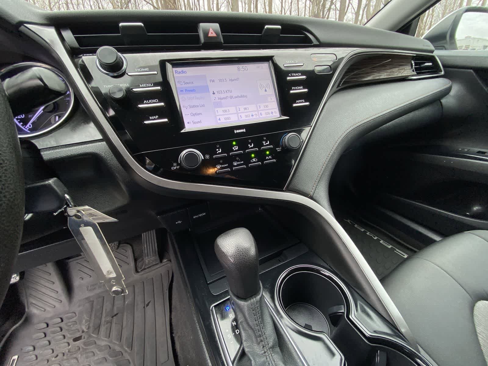 Thumbnail: 2020 Toyota Camry - 24