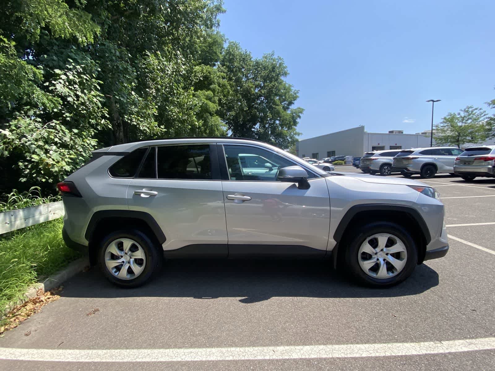 Thumbnail: 2019 Toyota RAV4 - 5