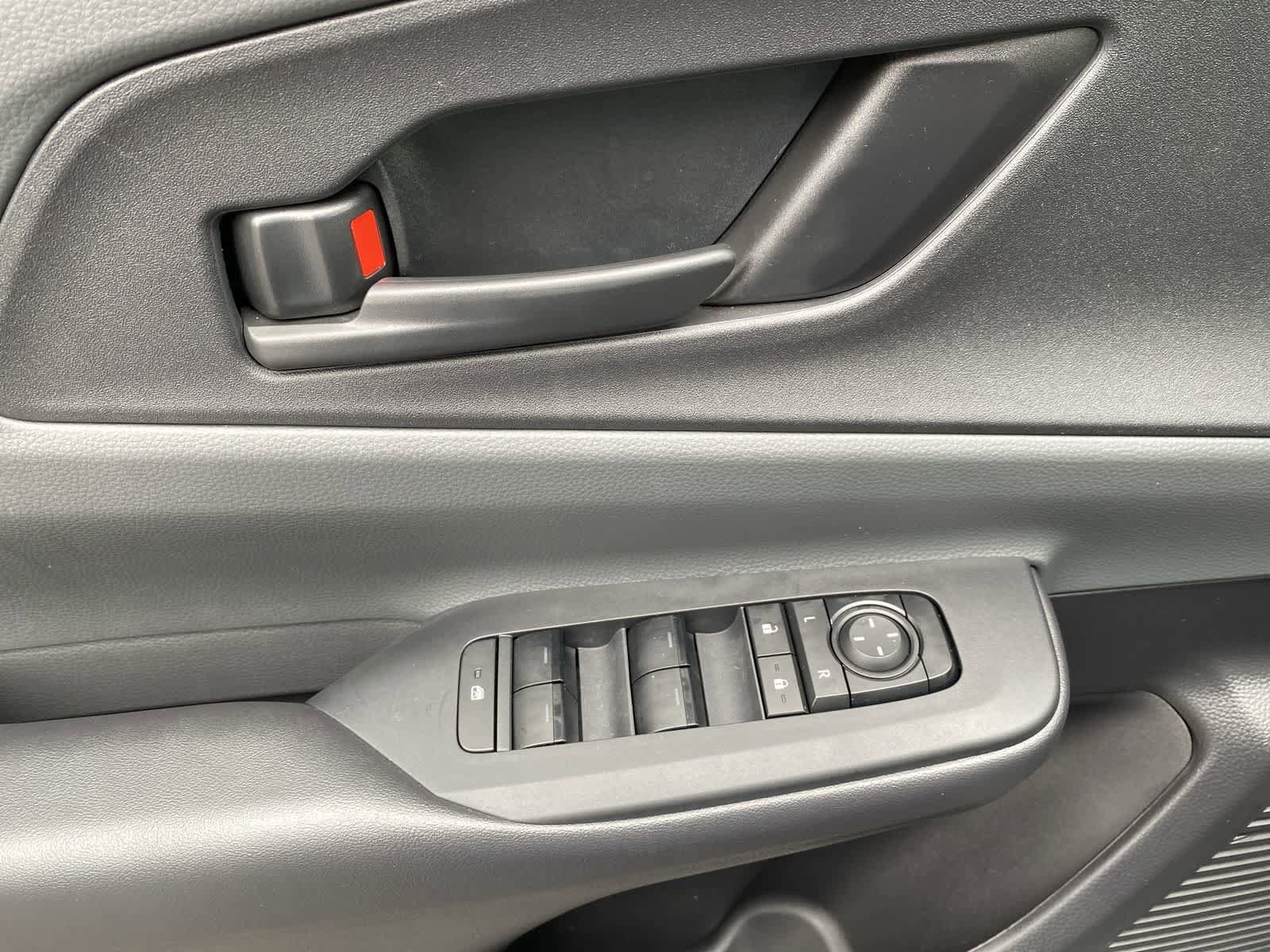 Thumbnail: 2025 Toyota Prius - 15