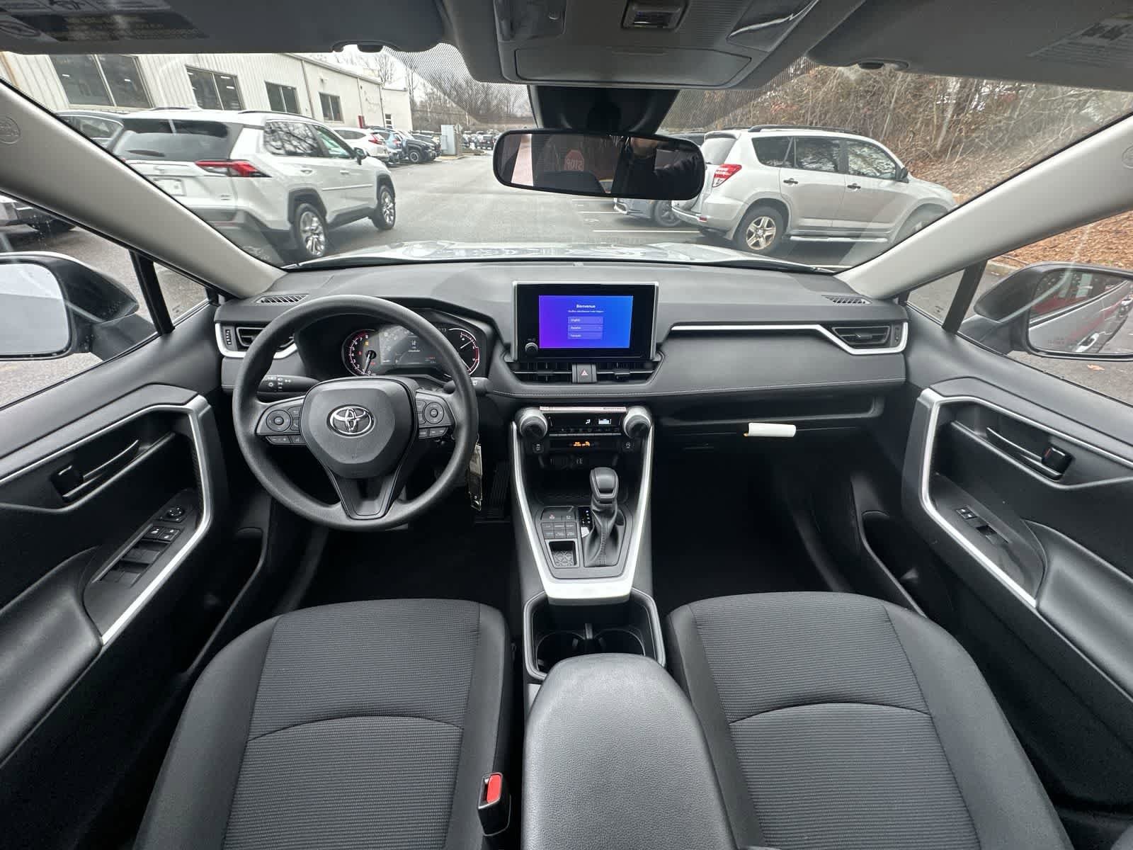 Thumbnail: 2025 Toyota RAV4 - 33