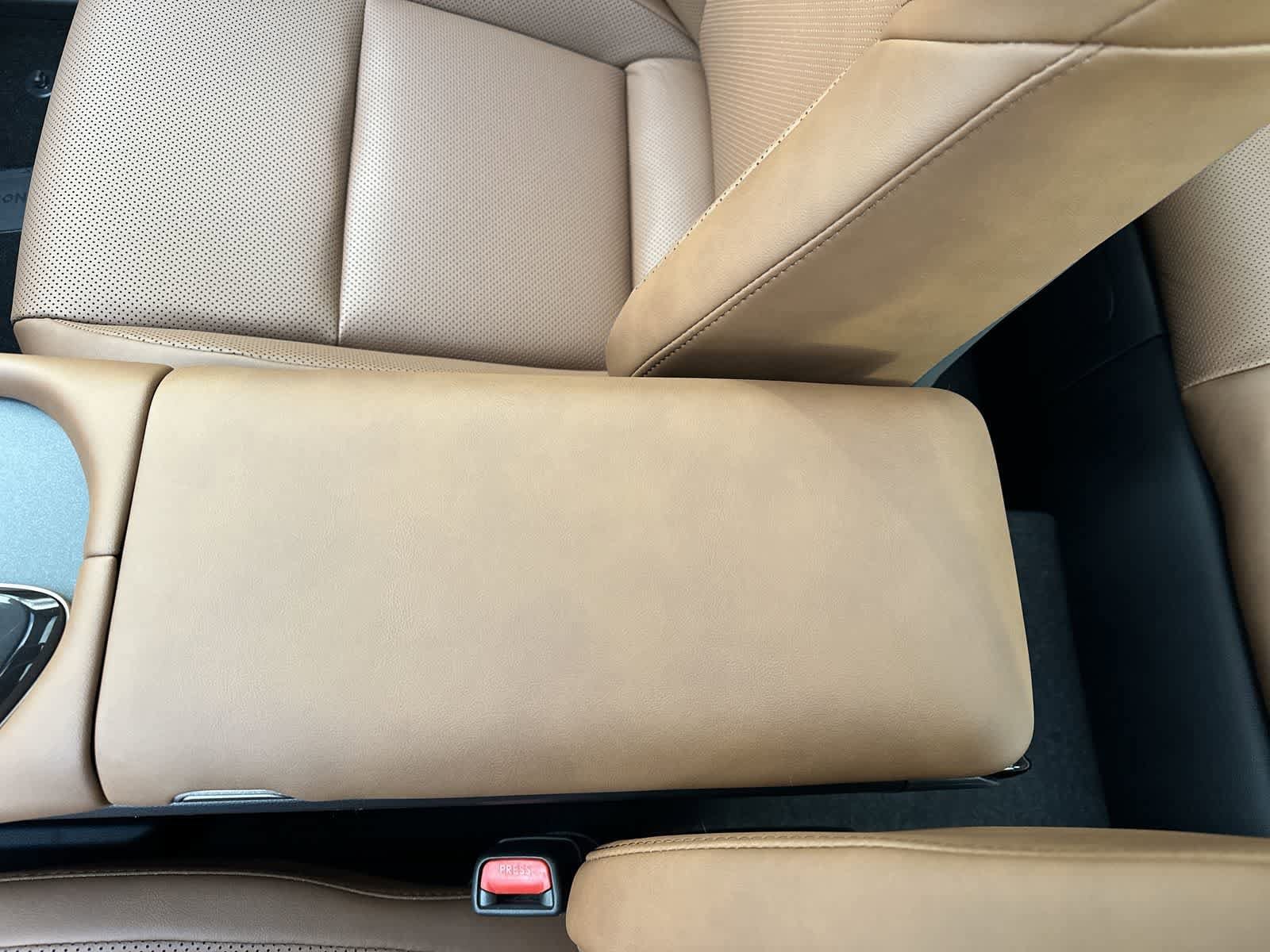 Thumbnail: 2025 Toyota Crown Signia - 23