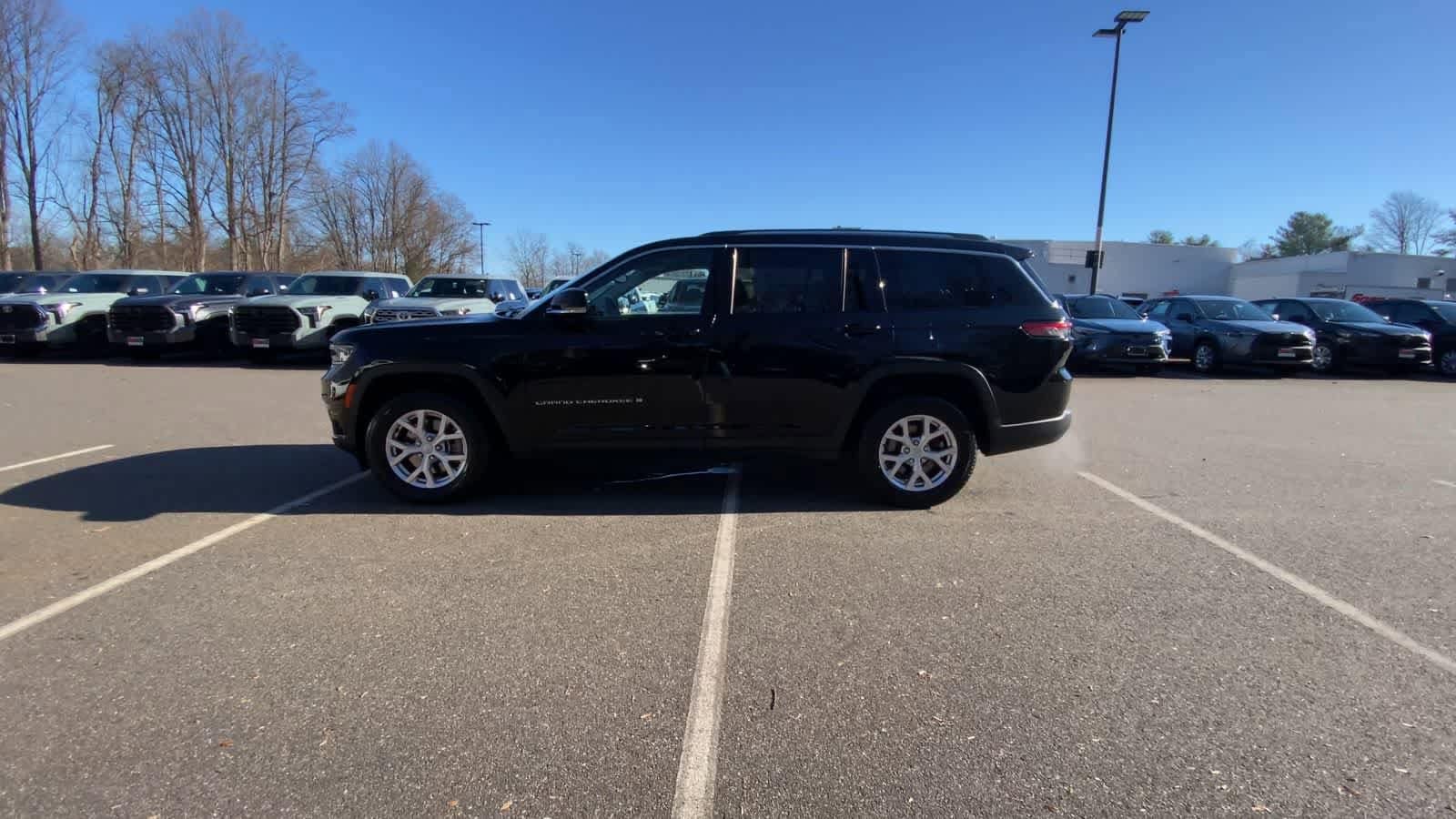 Thumbnail: 2021 Jeep Grand Cherokee L - 12