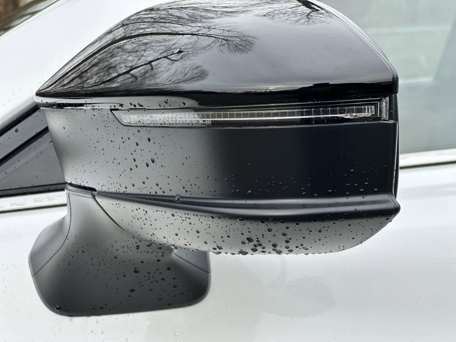 Thumbnail: 2025 Toyota Crown Signia - 17