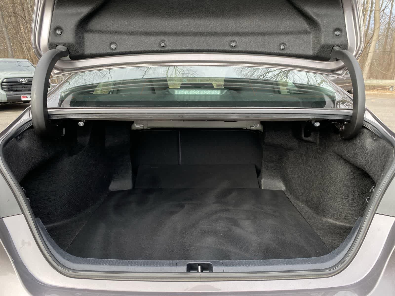 Thumbnail: 2023 Toyota Camry - 17