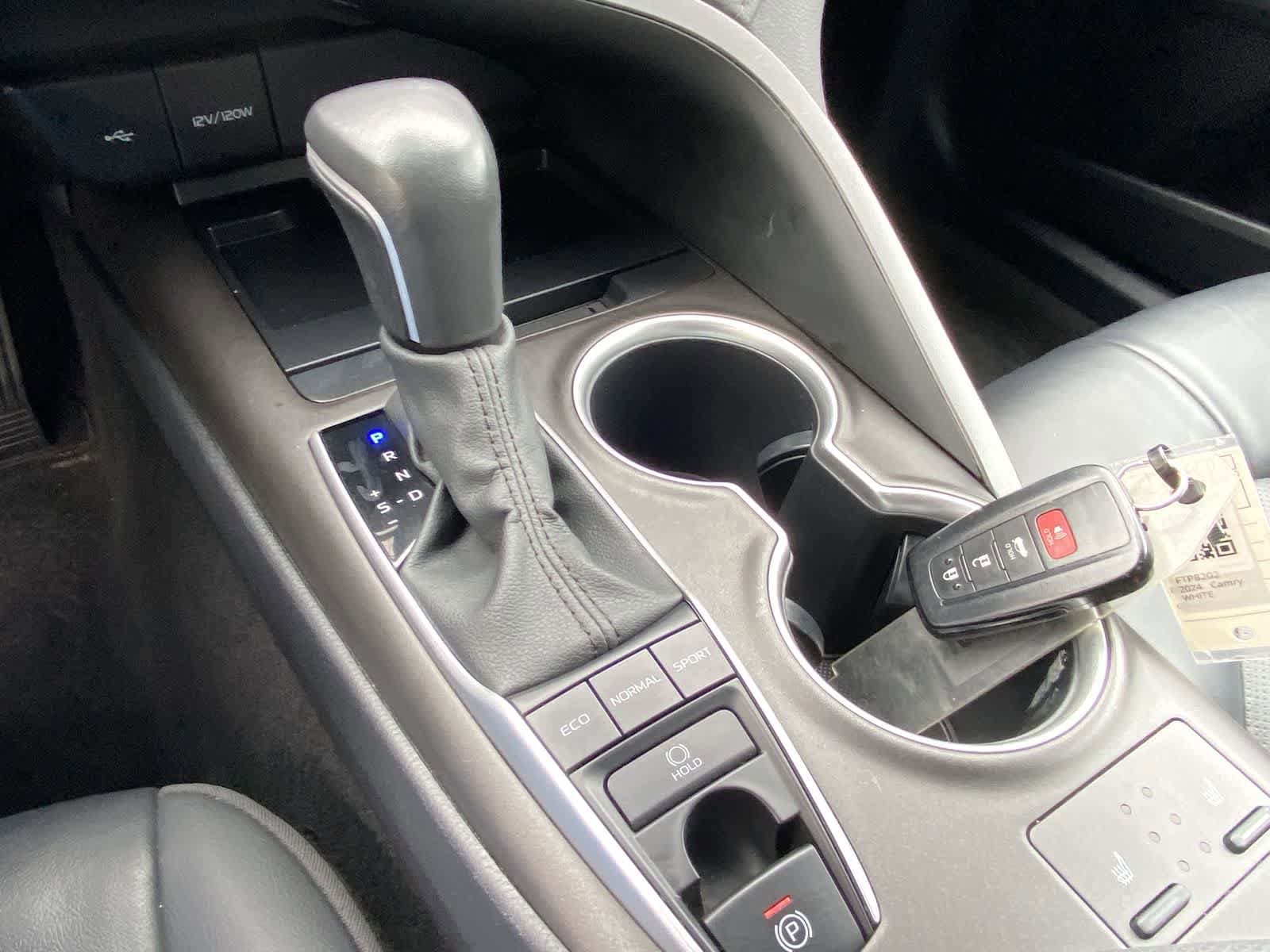 Thumbnail: 2024 Toyota Camry - 31