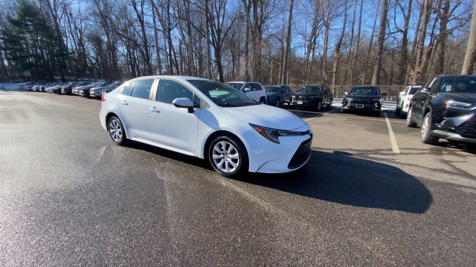 Used 2024 Toyota Corolla LE with VIN 5YFB4MDEXRP087774 for sale in Kansas City