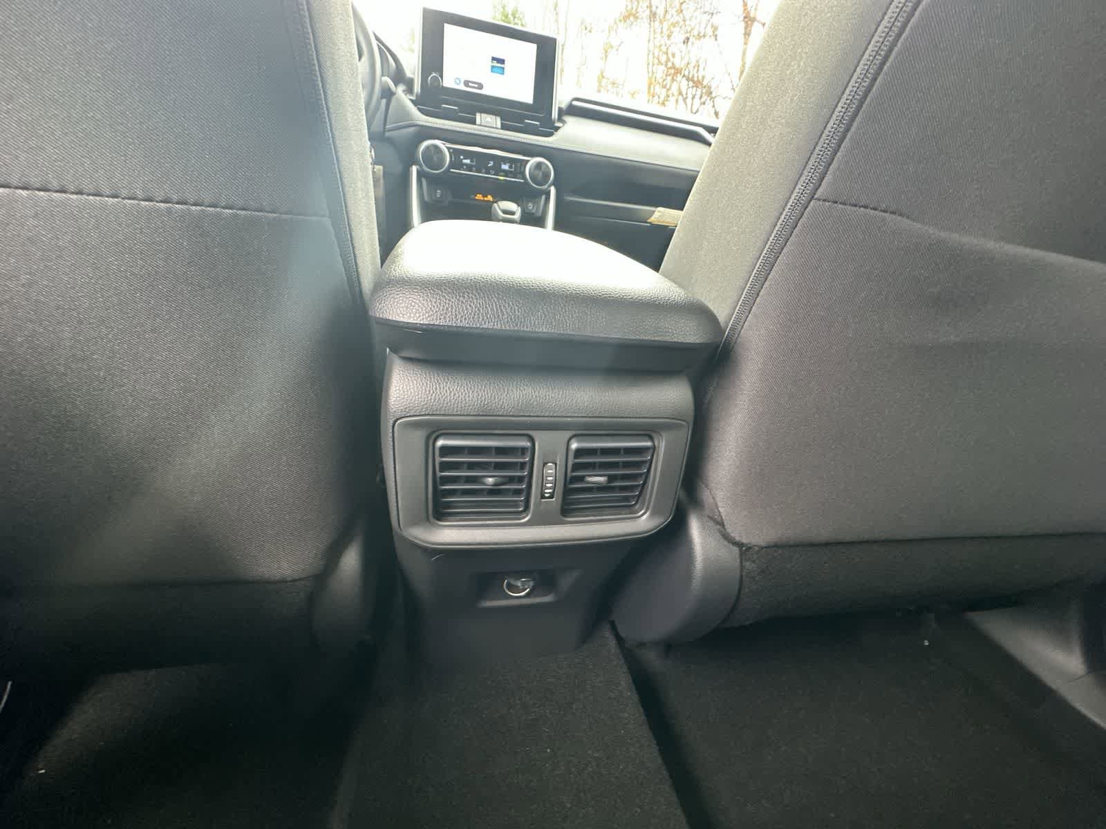 Thumbnail: 2025 Toyota RAV4 - 26