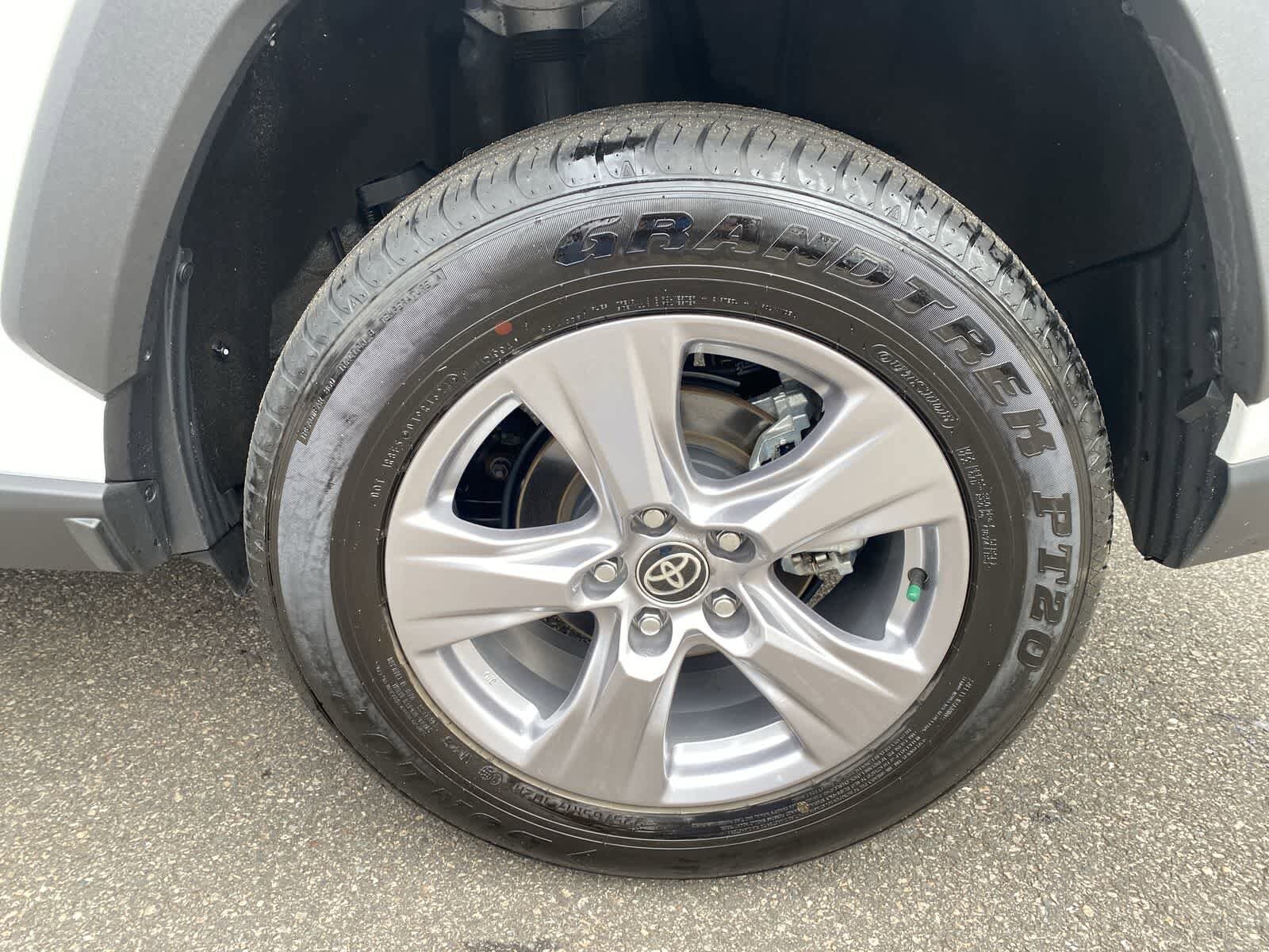 Thumbnail: 2025 Toyota RAV4 - 15