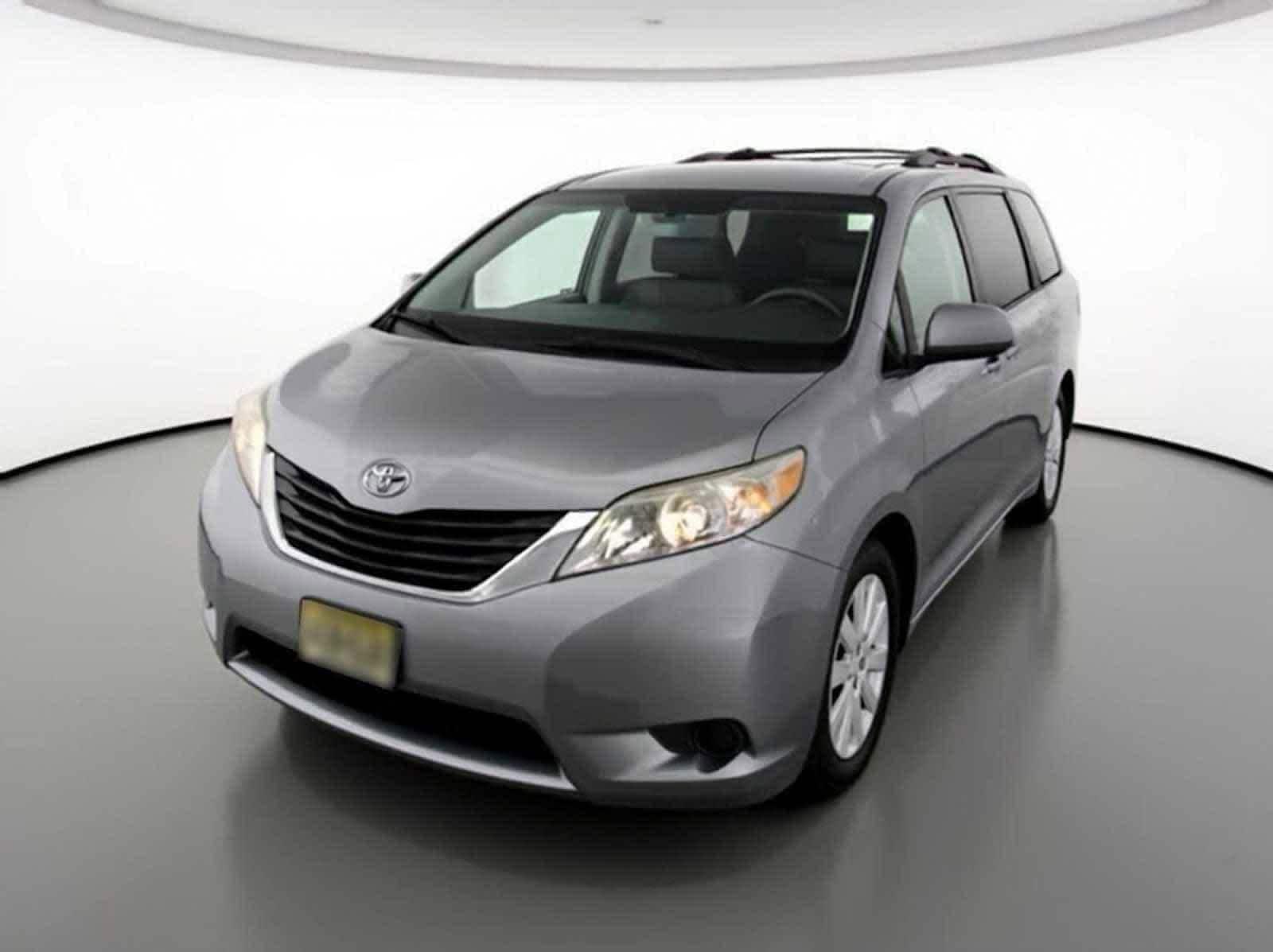 2013 Toyota Sienna LE -
                  Freehold, NJ