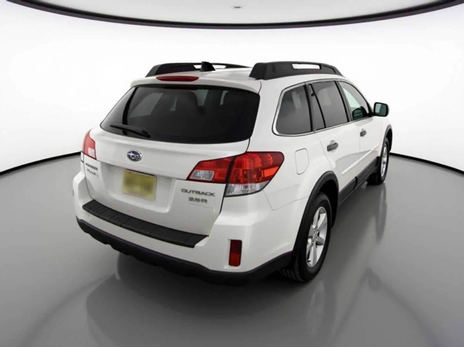 Thumbnail: 2014 Subaru Outback - 7