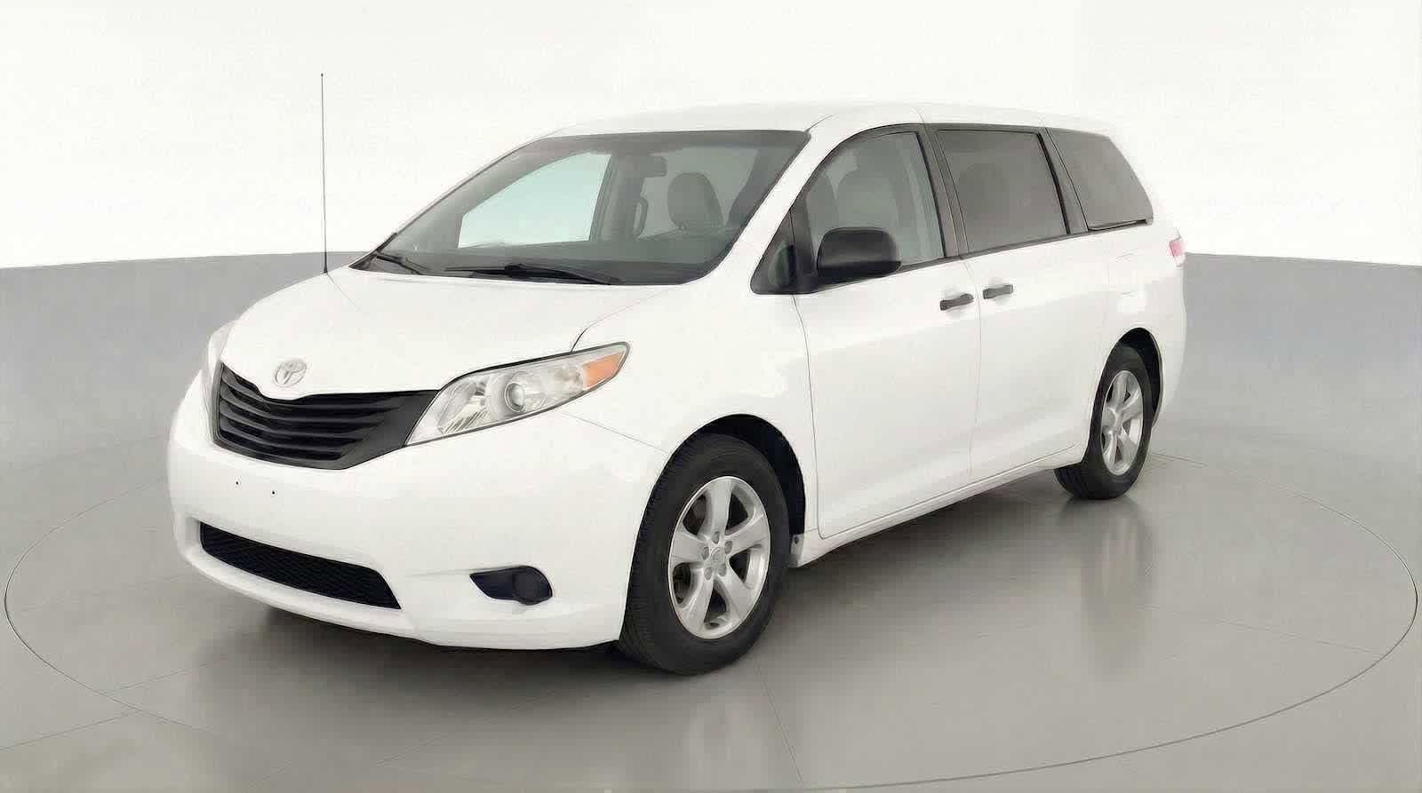 2013 Toyota Sienna SE -
                  Freehold, NJ