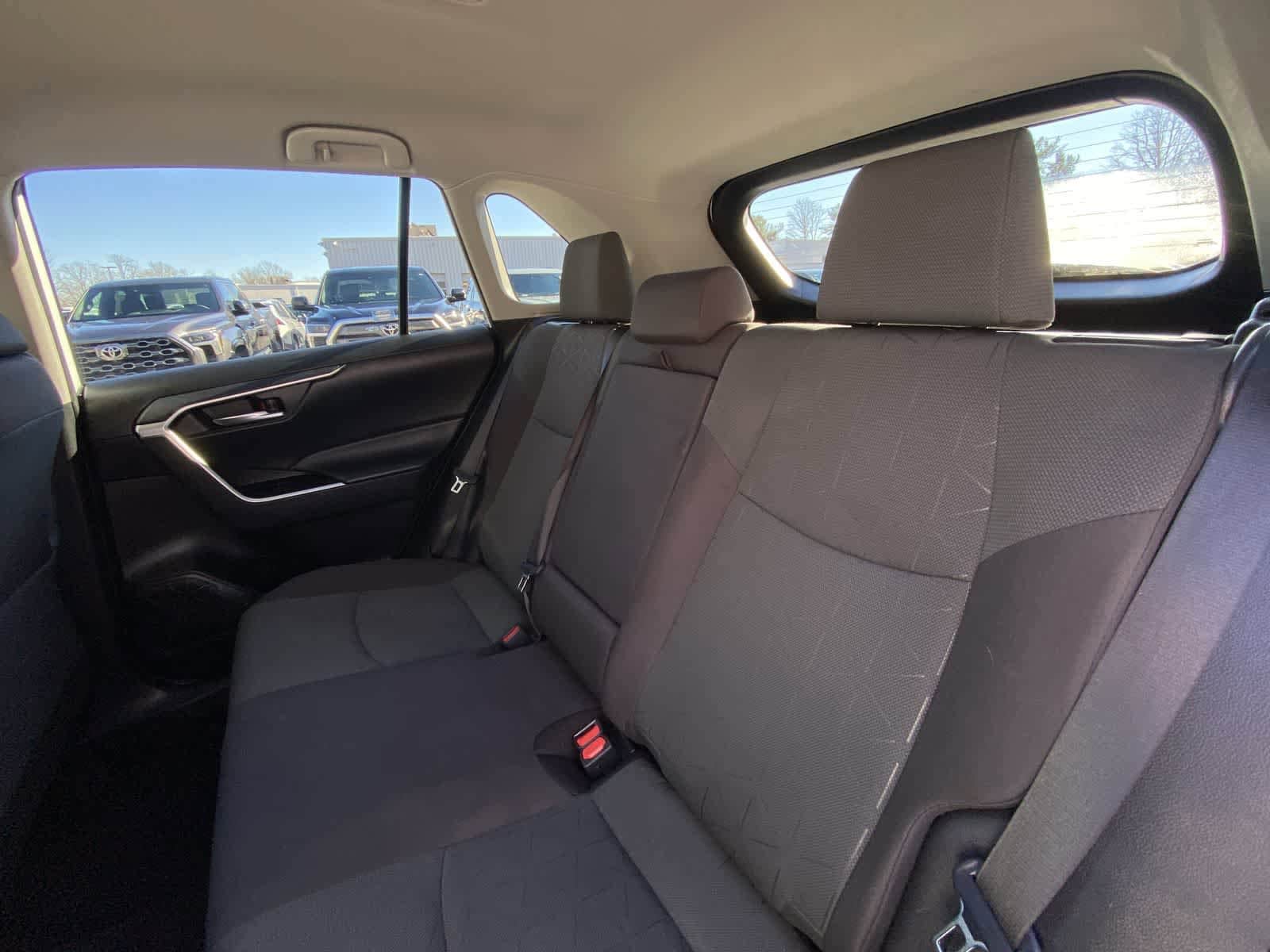 Thumbnail: 2024 Toyota RAV4 - 30