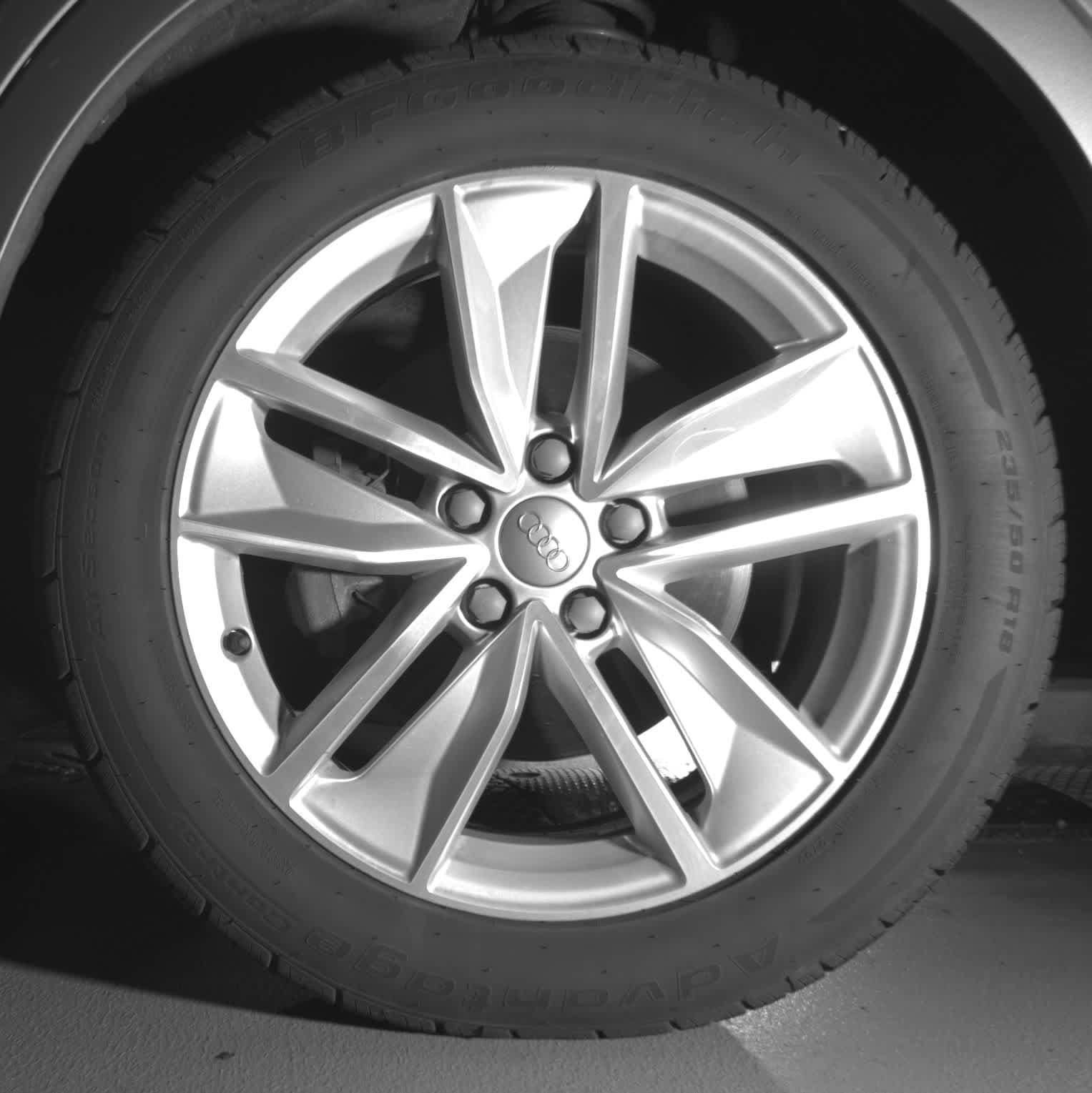 Thumbnail: 2017 Audi Q3 - 9