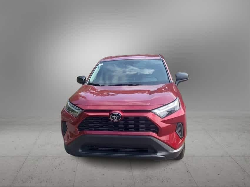 2024 Toyota RAV4 LE 3