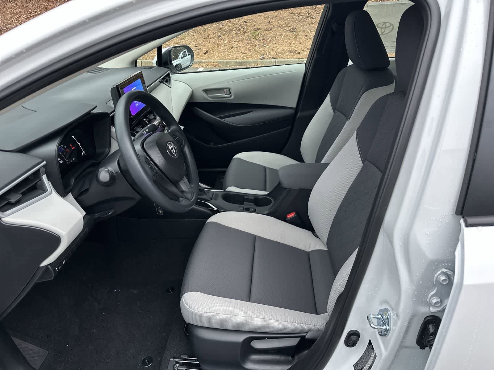 Thumbnail: 2026 Toyota Corolla - 26