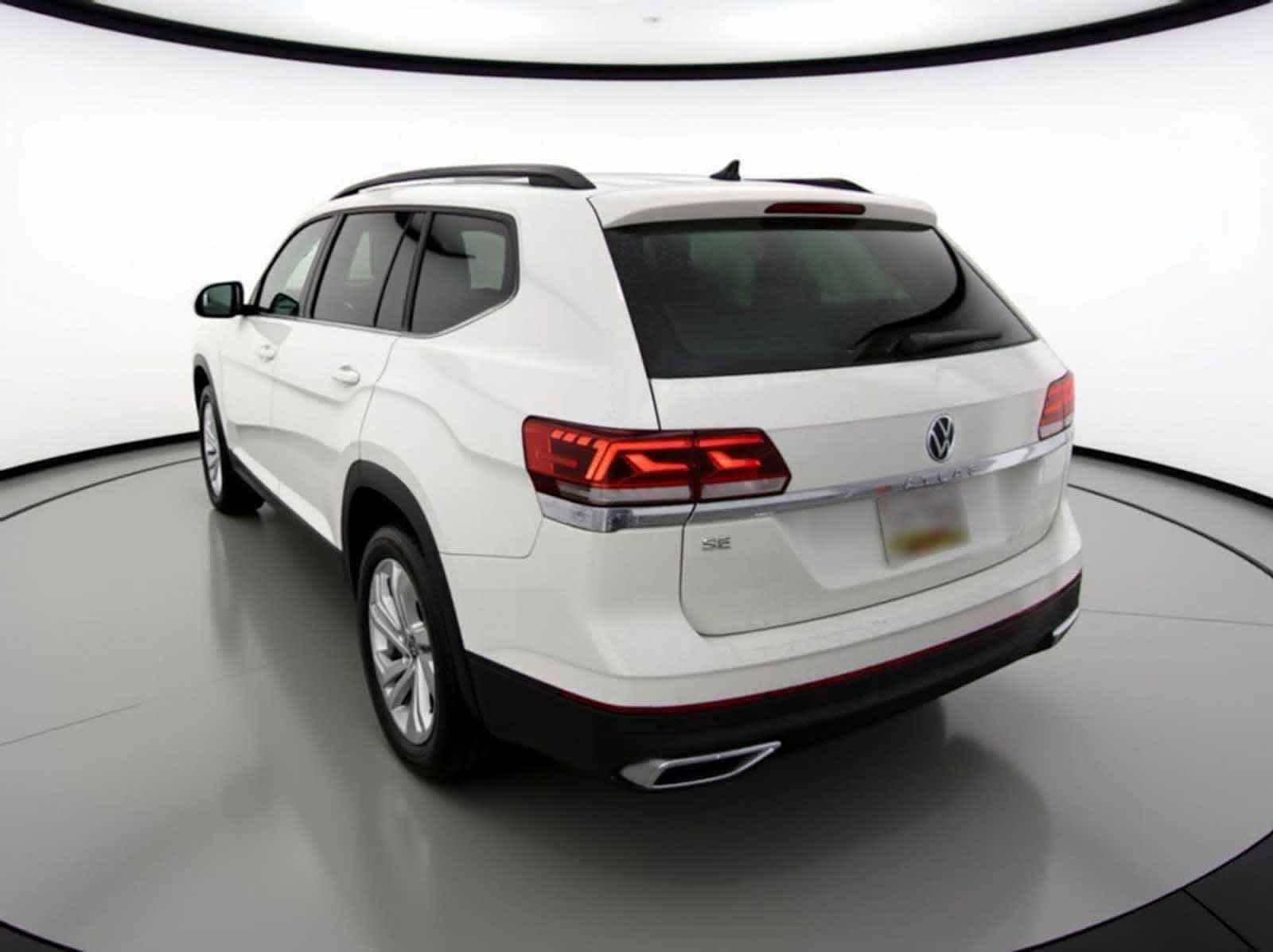 Thumbnail: 2021 Volkswagen Atlas - 9