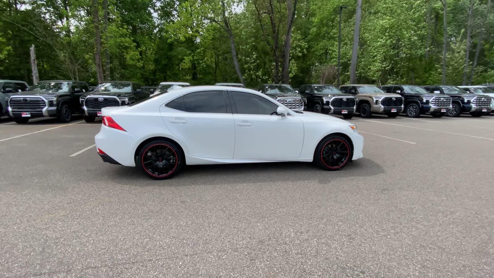 Thumbnail: 2015 Lexus IS - 9