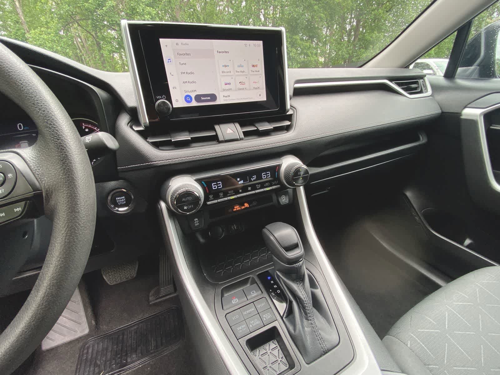 Thumbnail: 2023 Toyota RAV4 - 19