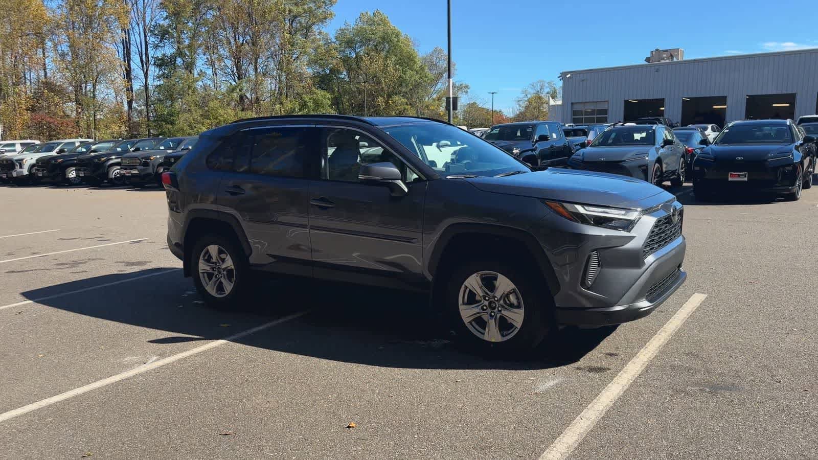 Thumbnail: 2025 Toyota RAV4 - 2