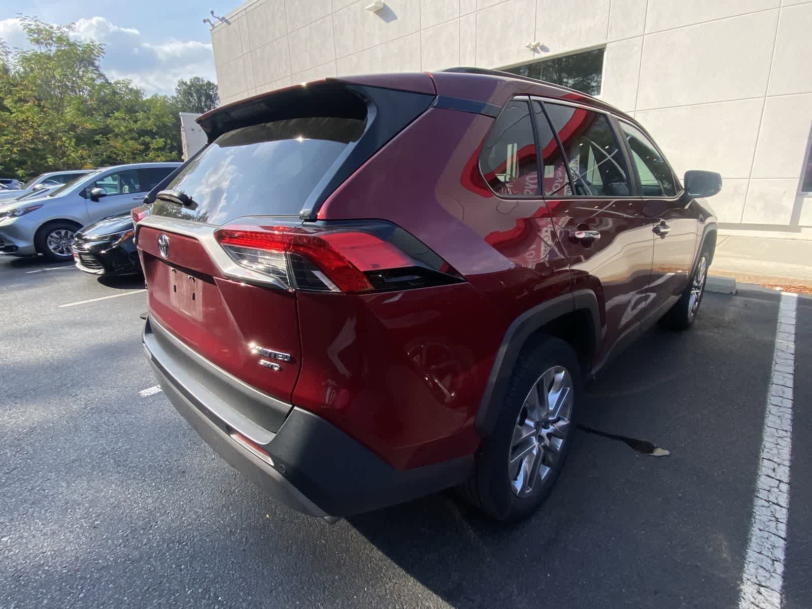 Thumbnail: 2024 Toyota RAV4 - 7