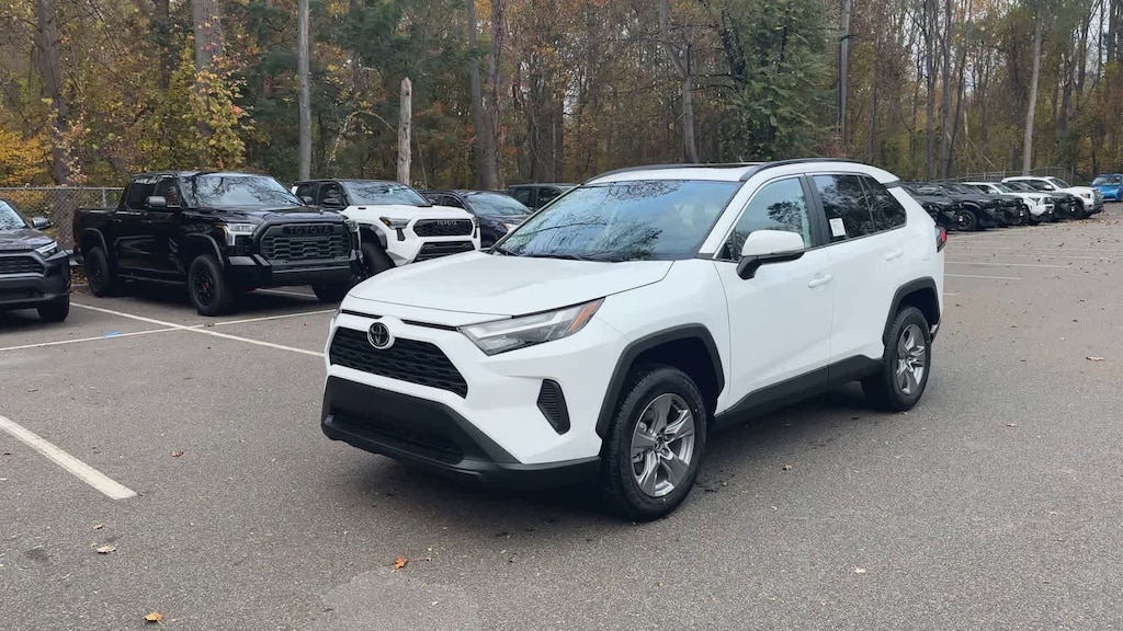 New 2025 Toyota RAV4 XLE SUV
