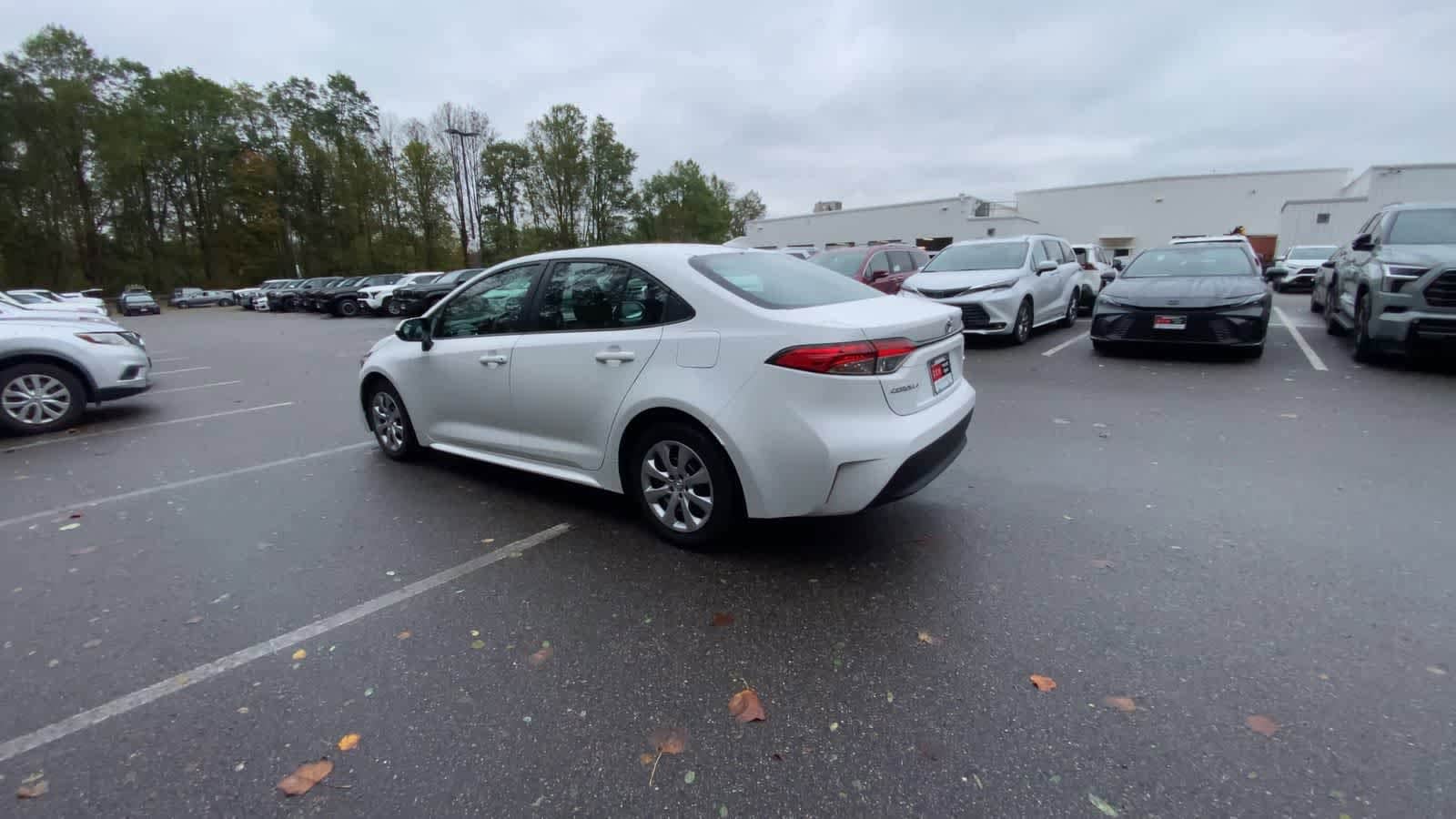 Thumbnail: 2023 Toyota Corolla - 6