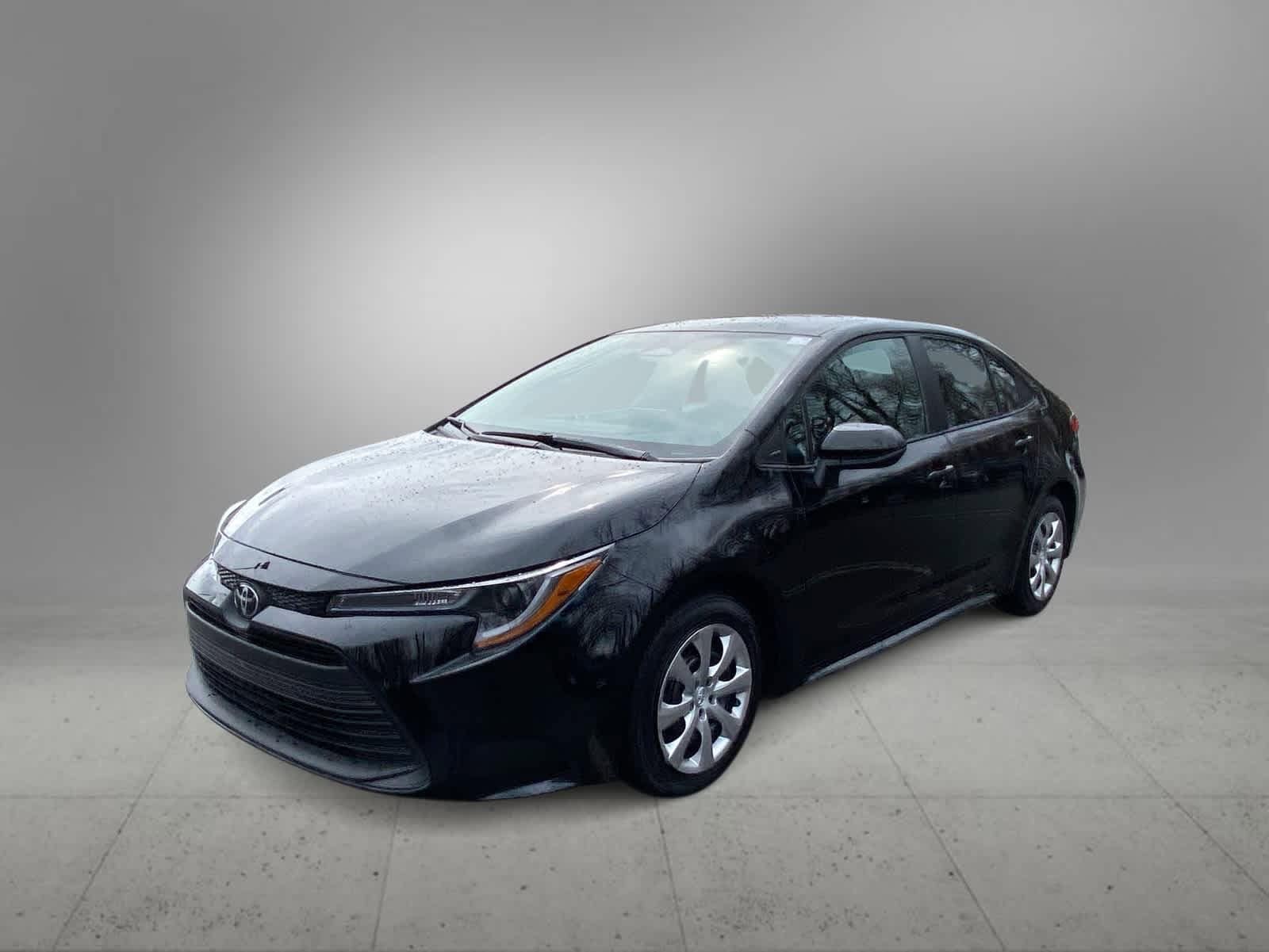 Thumbnail: 2025 Toyota Corolla - 4