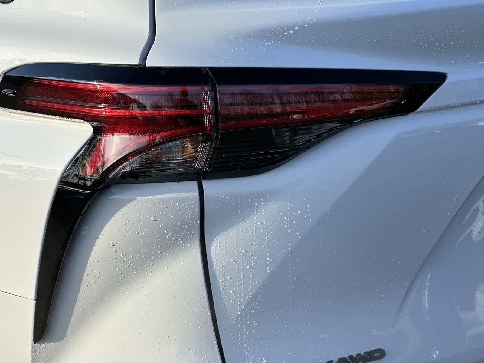 Thumbnail: 2026 Toyota Sienna - 18