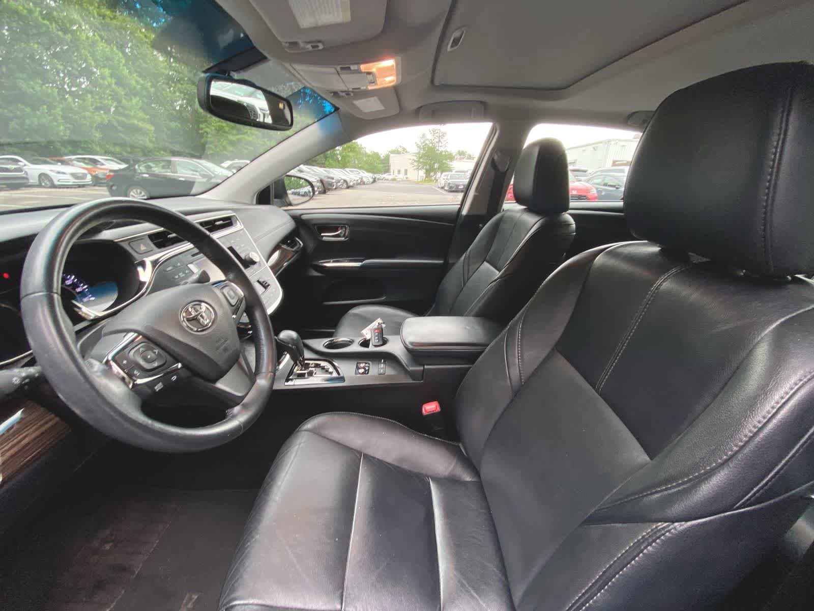 2014 Toyota Avalon Touring 17