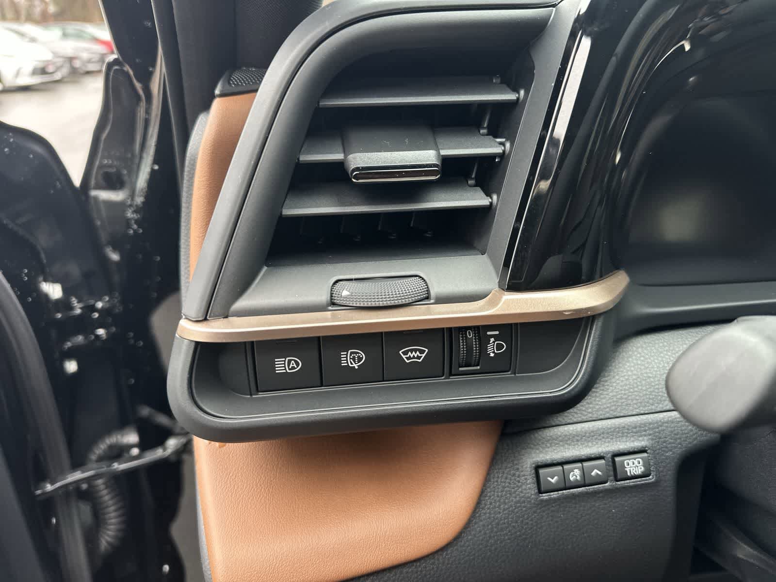 Thumbnail: 2026 Toyota Crown Signia - 22