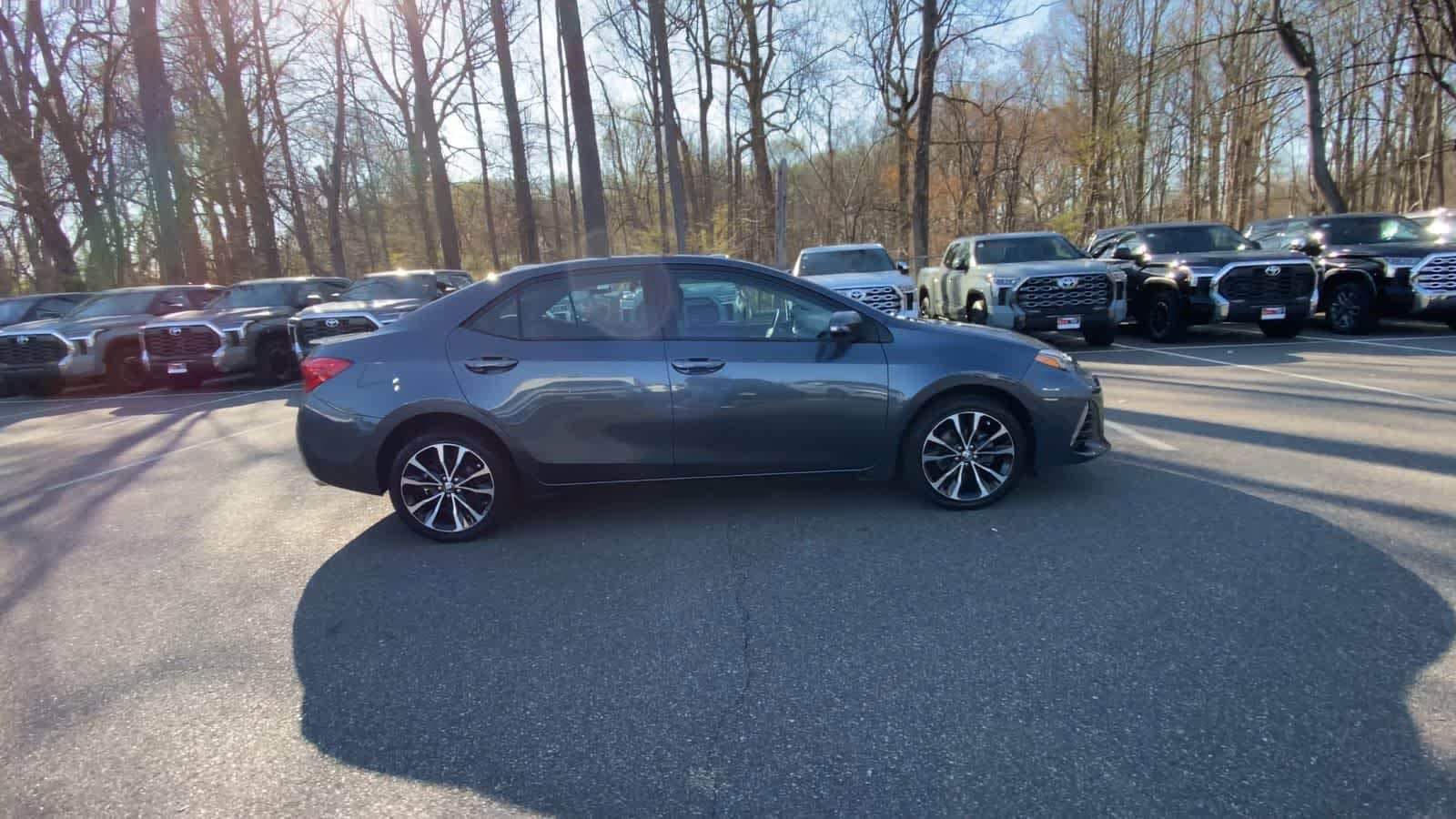 Thumbnail: 2018 Toyota Corolla - 12