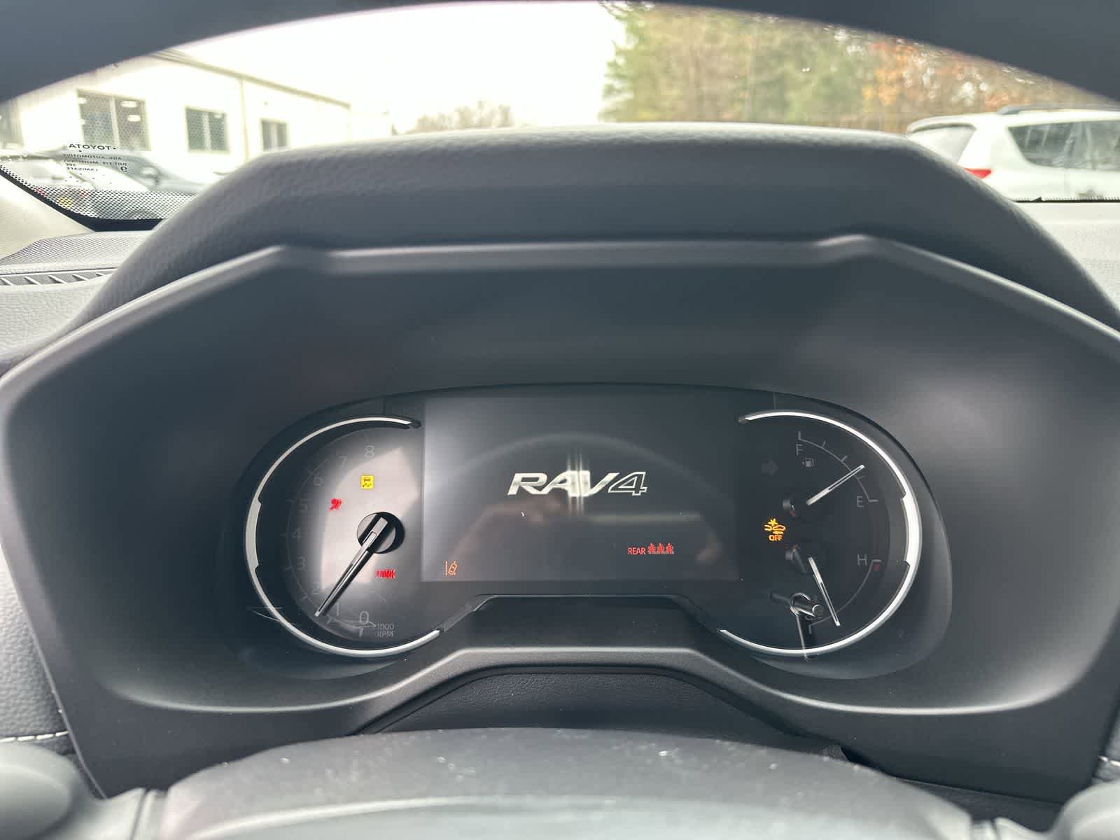 Thumbnail: 2025 Toyota RAV4 - 23