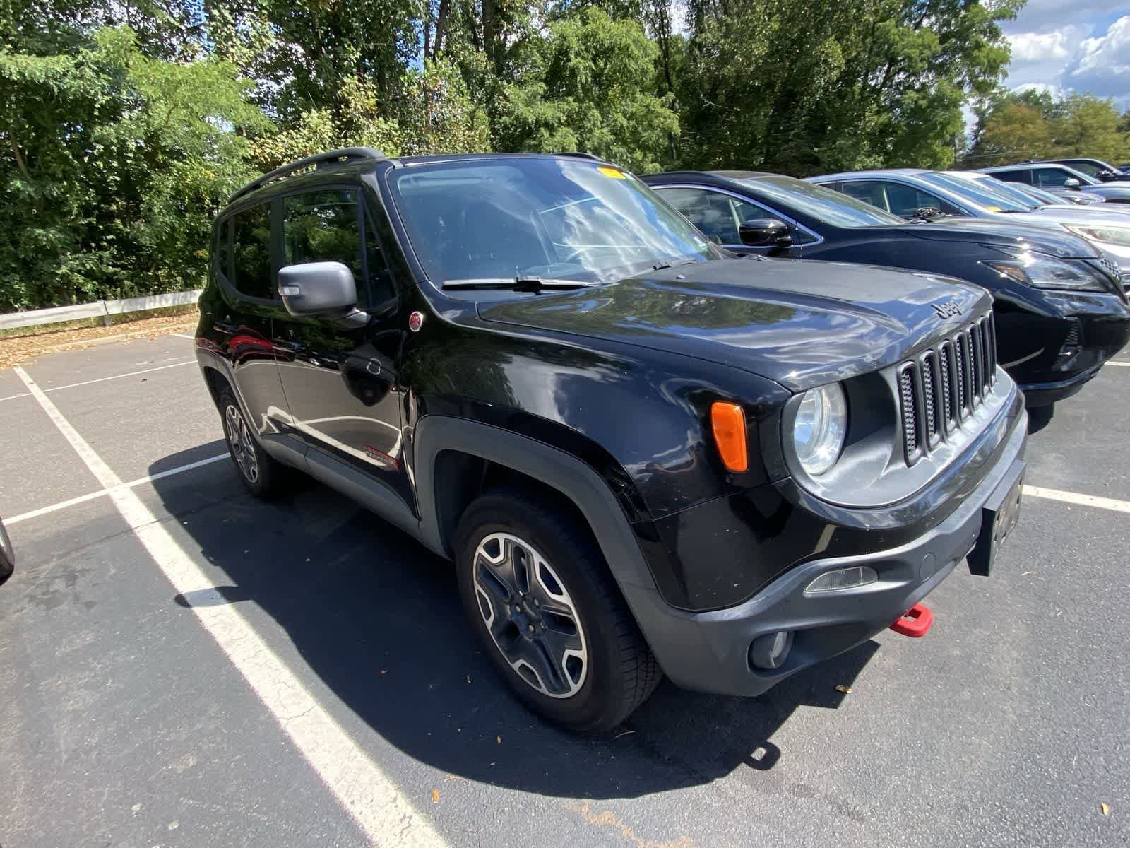 Thumbnail: 2016 Jeep Renegade - 3