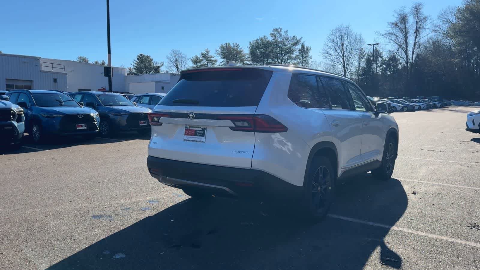 Thumbnail: 2026 Toyota Grand Highlander - 8