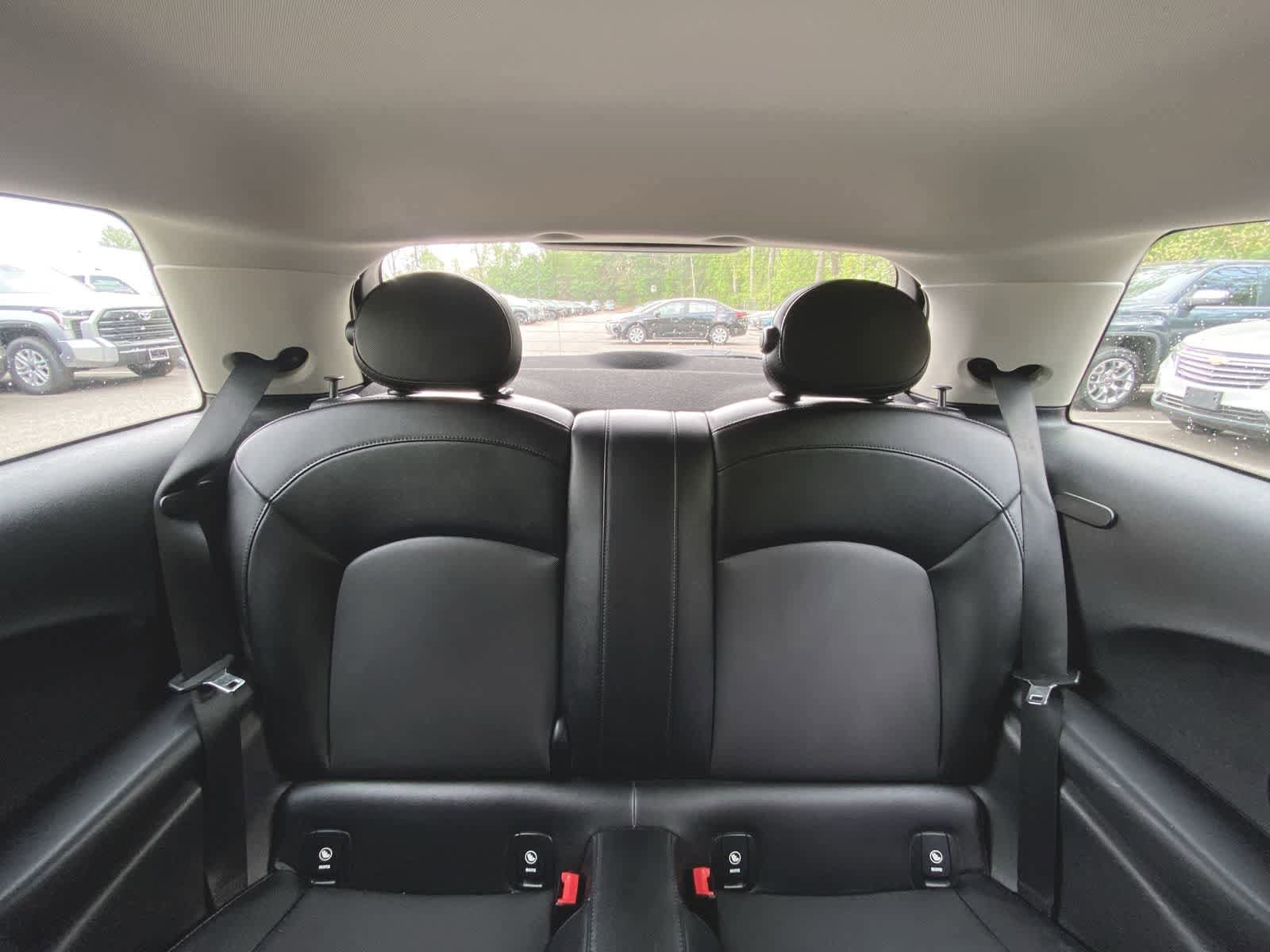 2016 MINI Cooper Hardtop S 24