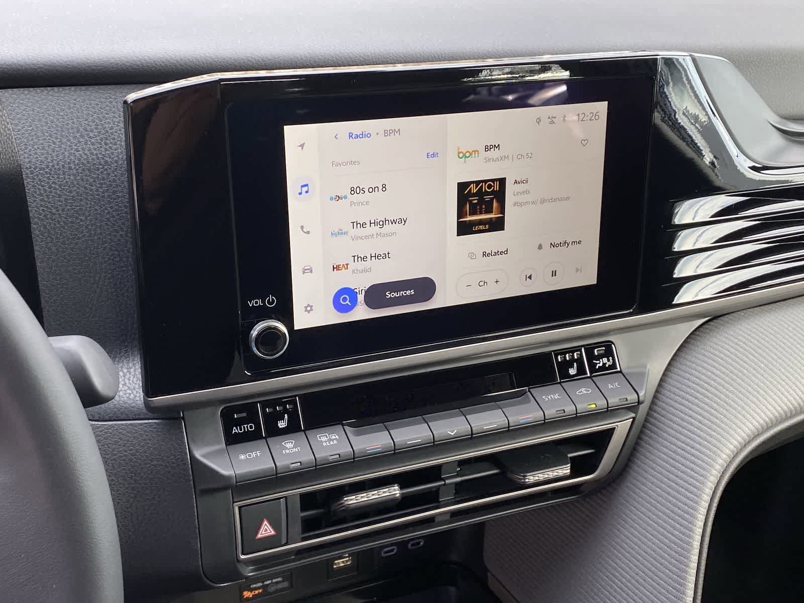 Thumbnail: 2025 Toyota Camry - 32