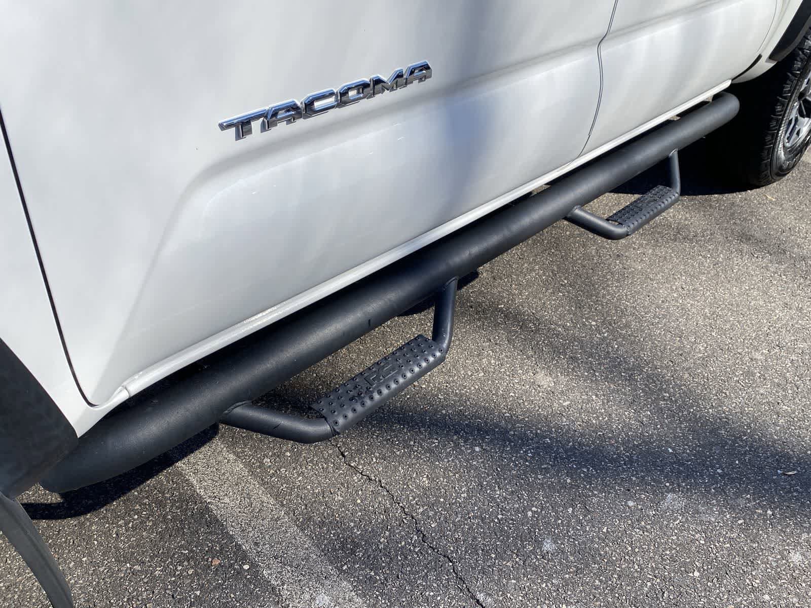 Thumbnail: 2021 Toyota Tacoma - 19