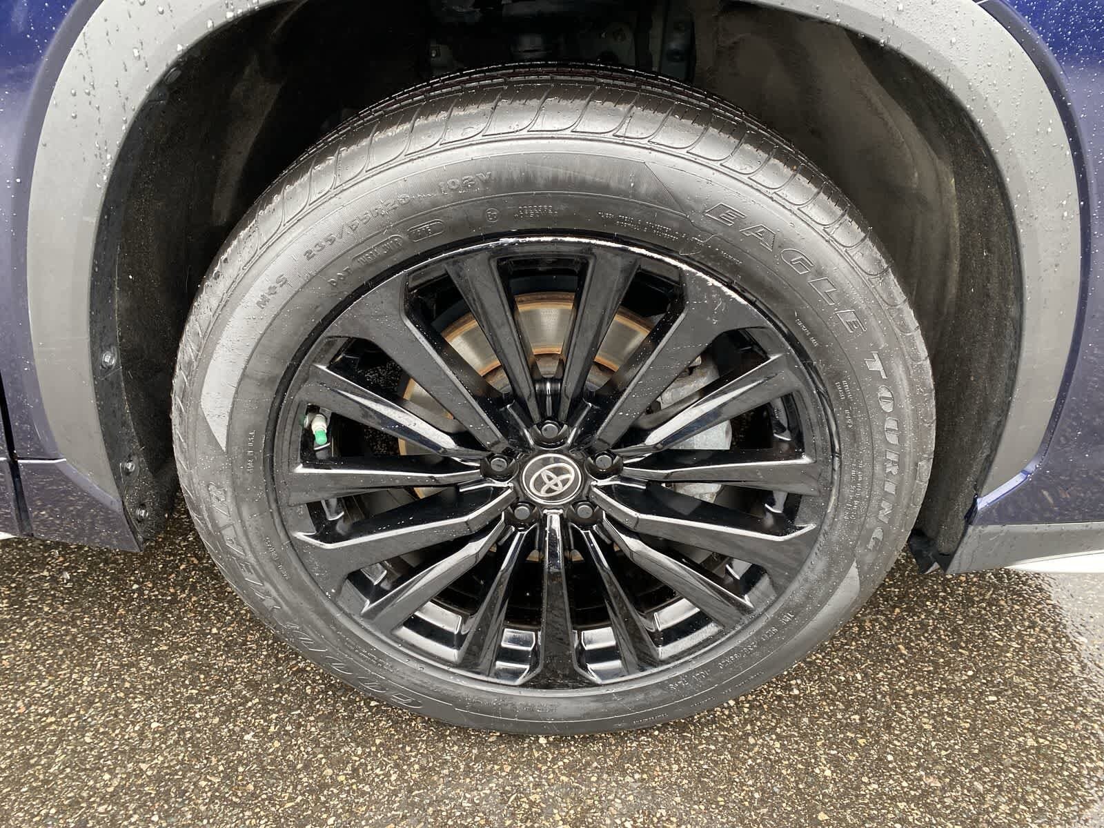 Thumbnail: 2025 Toyota Highlander - 27