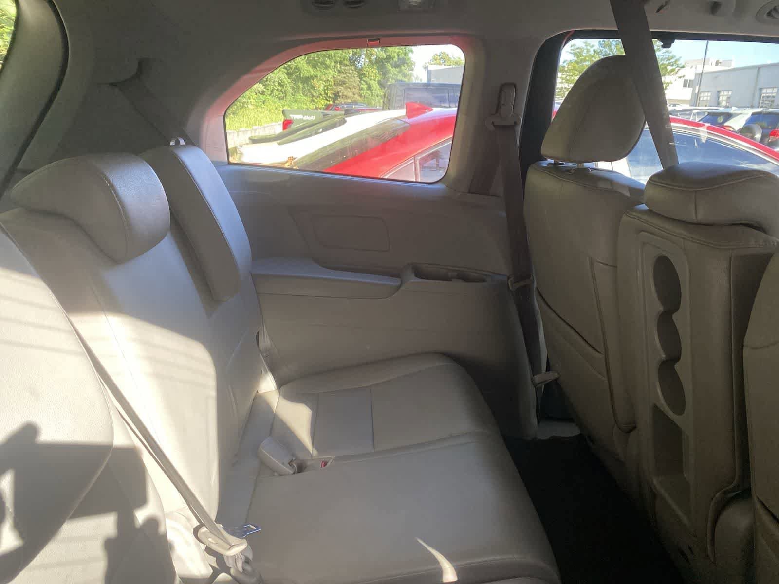 Thumbnail: 2011 Honda Odyssey - 7