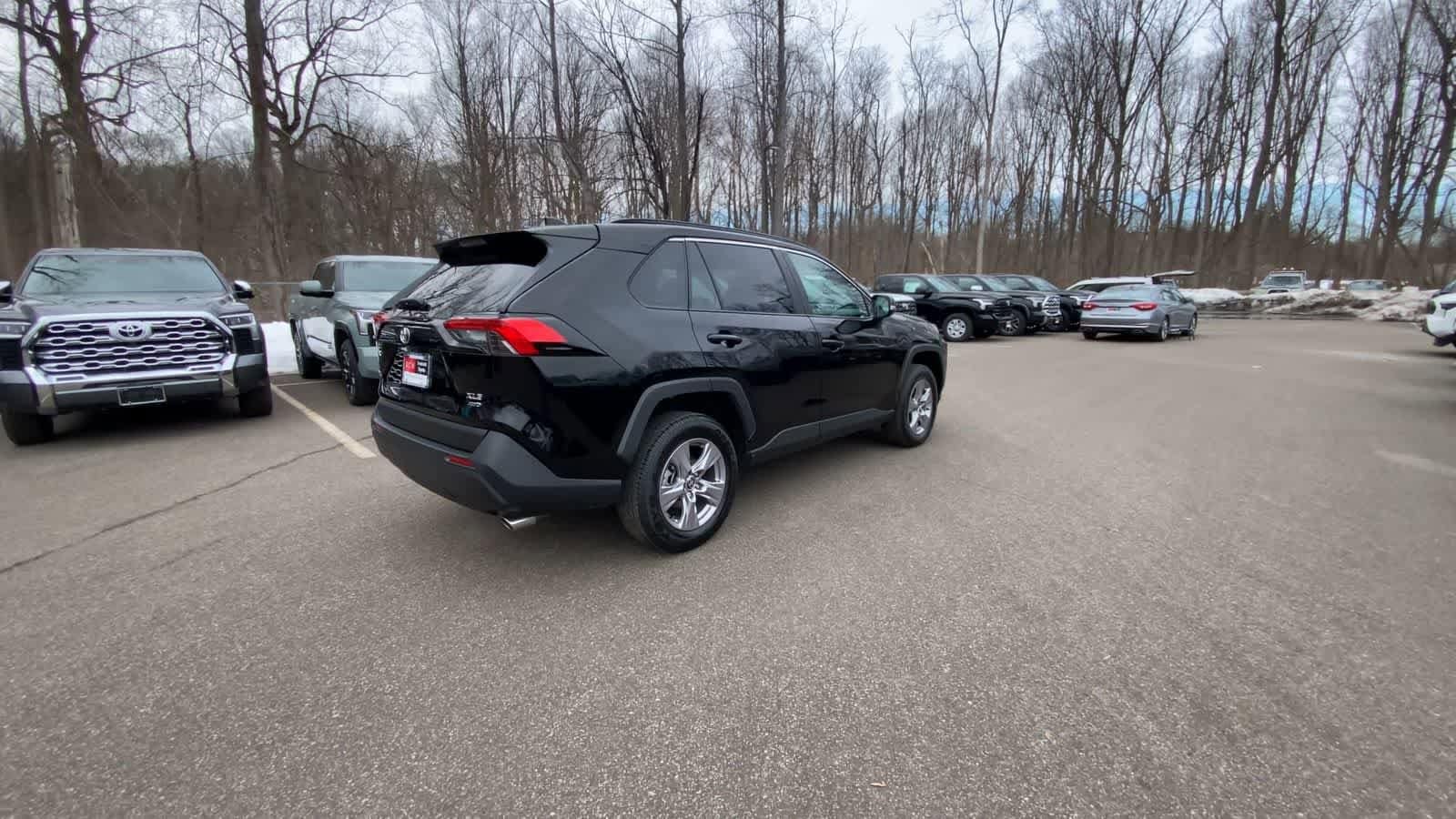 Thumbnail: 2025 Toyota RAV4 - 11